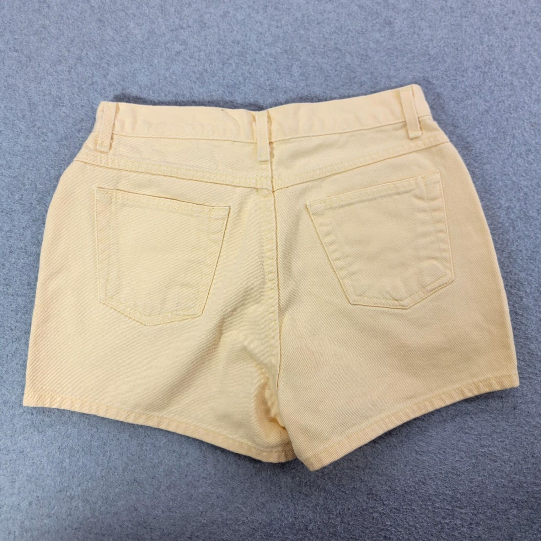 Vintage Newport News Jeanology Shorts Womens Size 10 Zip Button Yellow Denim 5 Pocket 100% Cotton E2653 Size 32" / US 10 / IT 46 - 3 Thumbnail
