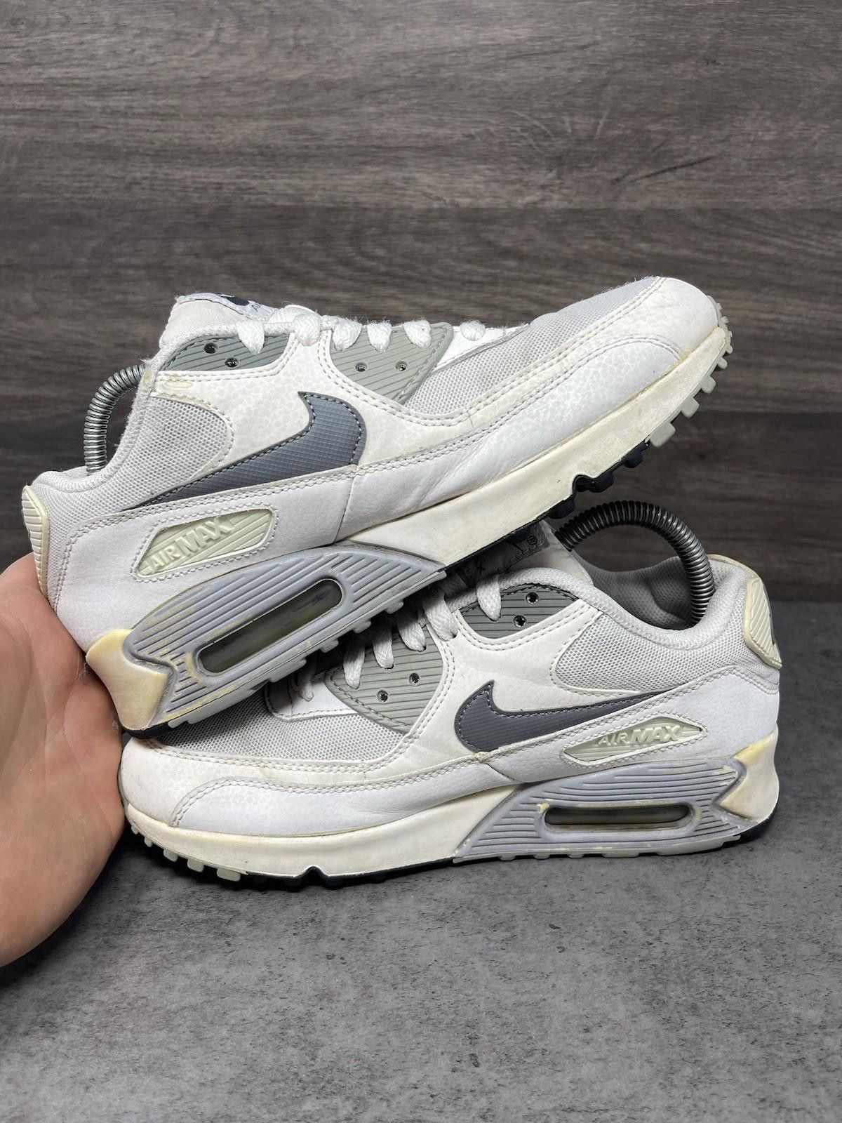 Nike Nike Air Max 90 Sneakers Womens Size 7.5 White Grey Size US 7.5 / IT 37.5 - 7 Thumbnail