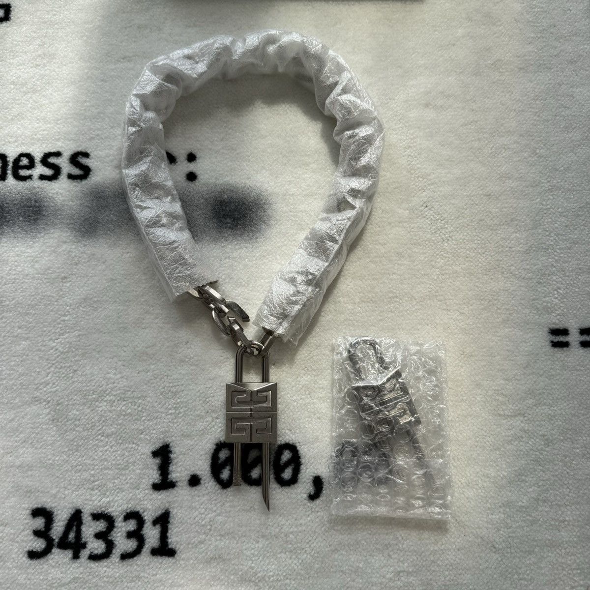 Givenchy FW21 OG 4G Padlock Necklace Size ONE SIZE - 4 Thumbnail