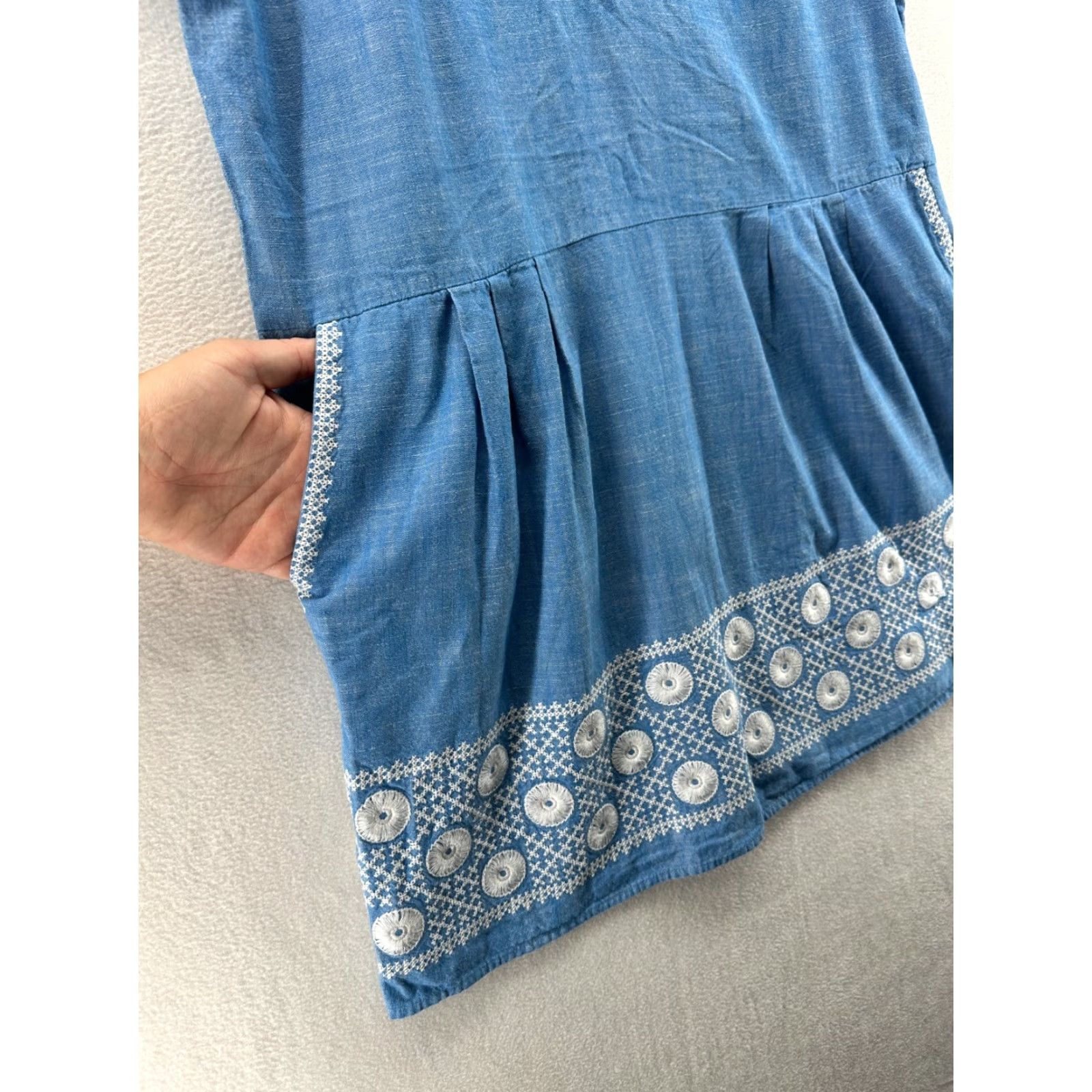 Madewell Madewell Mini Dress Blue Women's M Chambray Sunstitch Embroidered Boho Floral Pockets Summer Short Sleeve V-Neck Snap Size M / US 6-8 / IT 42-44 - 6 Thumbnail