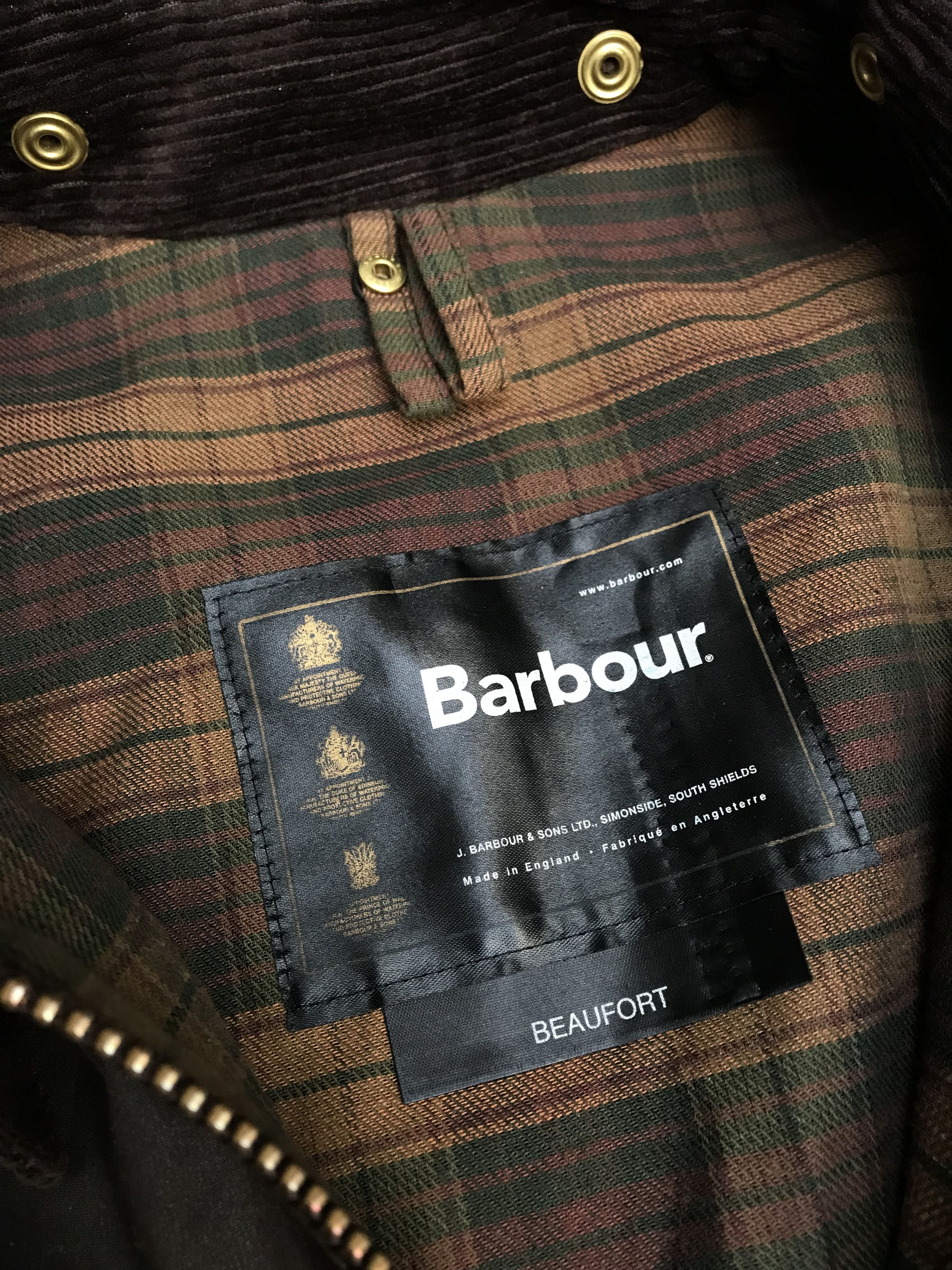 Barbour BARBOUR BEAUFORT WAXED JACKET, cotton still waxed Size US XL / EU 56 / 4 - 1 Thumbnail