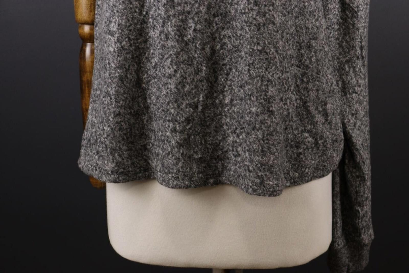 The Kooples The Kooples Sport Gray Floral One Shoulder Top Size 2 Size XS / US 0-2 / IT 36-38 - 4 Thumbnail