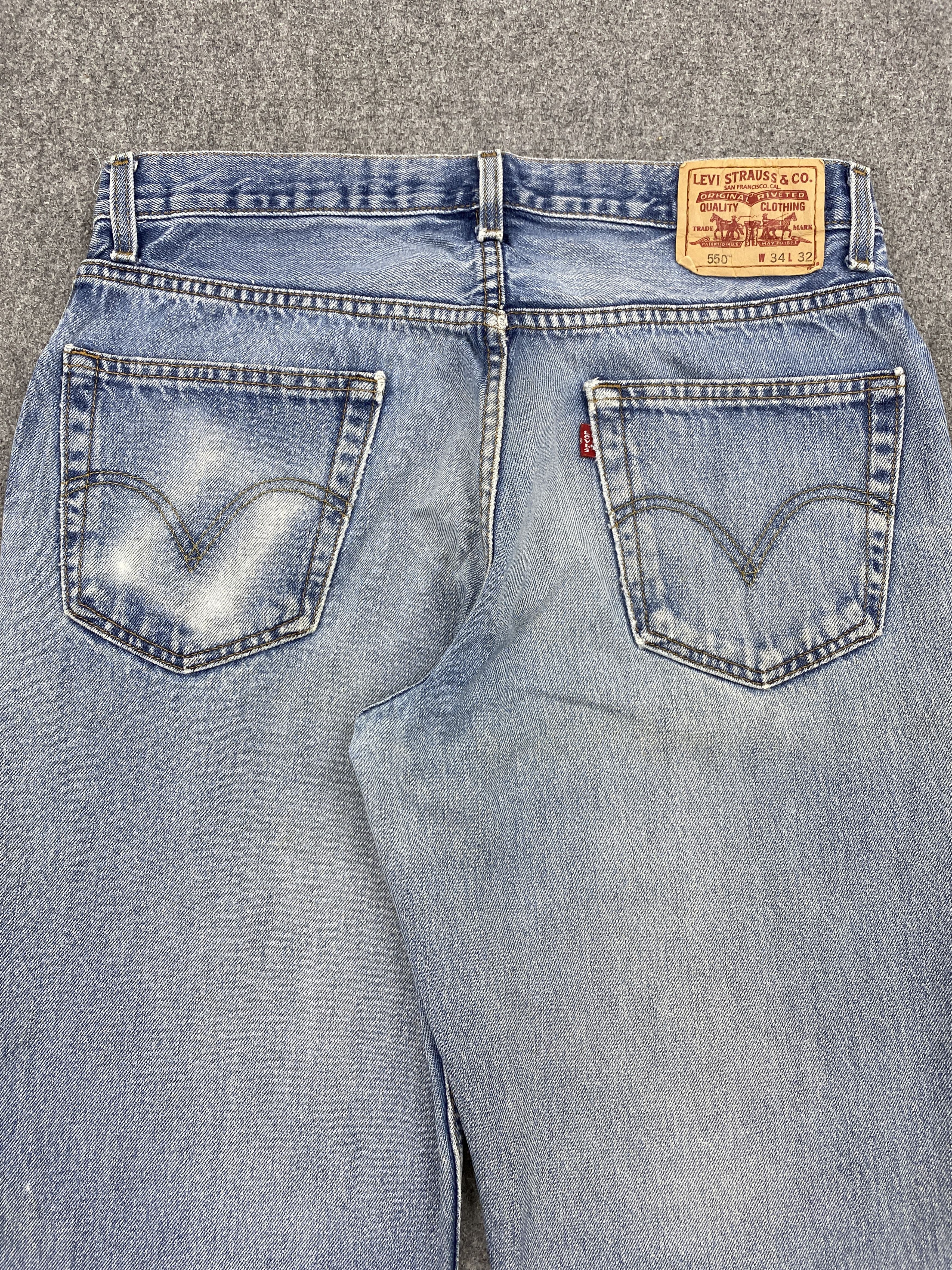Levi's × Vintage Faded Blue Vintage Levis 550 Distressed Jeans Size US 34 / EU 50 - 4 Thumbnail
