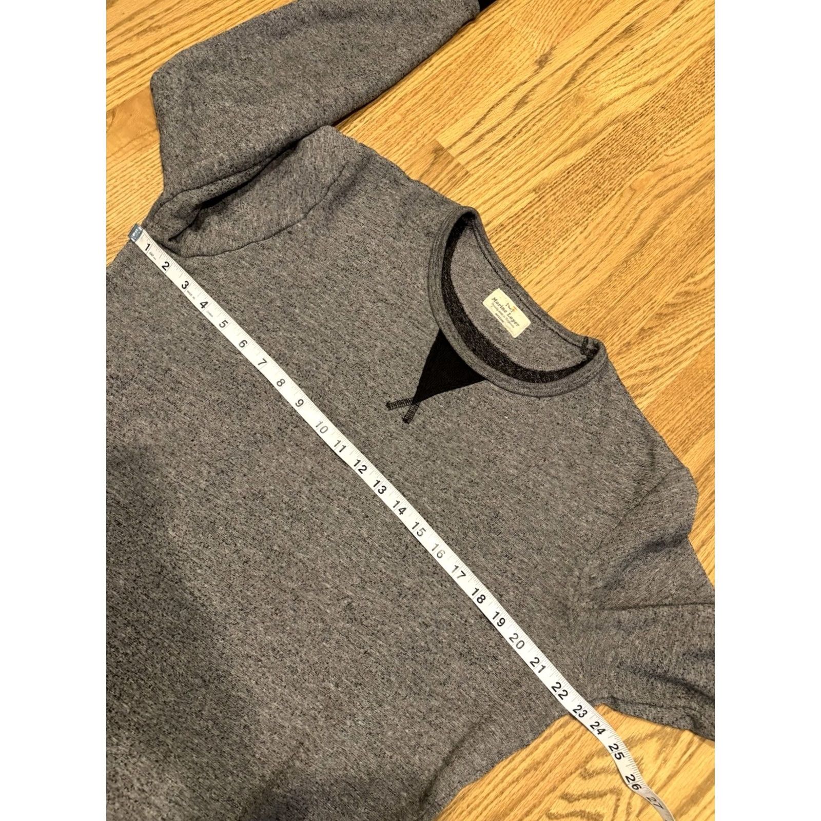 Marine Layer Marine Layer Crewneck Sweatshirt Men’s M Two Tone Grey Black V Stitch Cotton Fleece Pullover Shirt All Seasons Winter Fall Spring Mens Size US M / EU 48-50 / 2 - 4 Thumbnail
