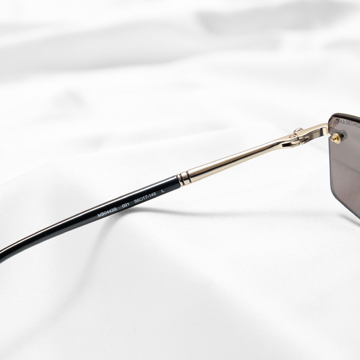 Montblanc MONTBLANC MB0443S 001 SUNGLASSES Size ONE SIZE - 5 Thumbnail