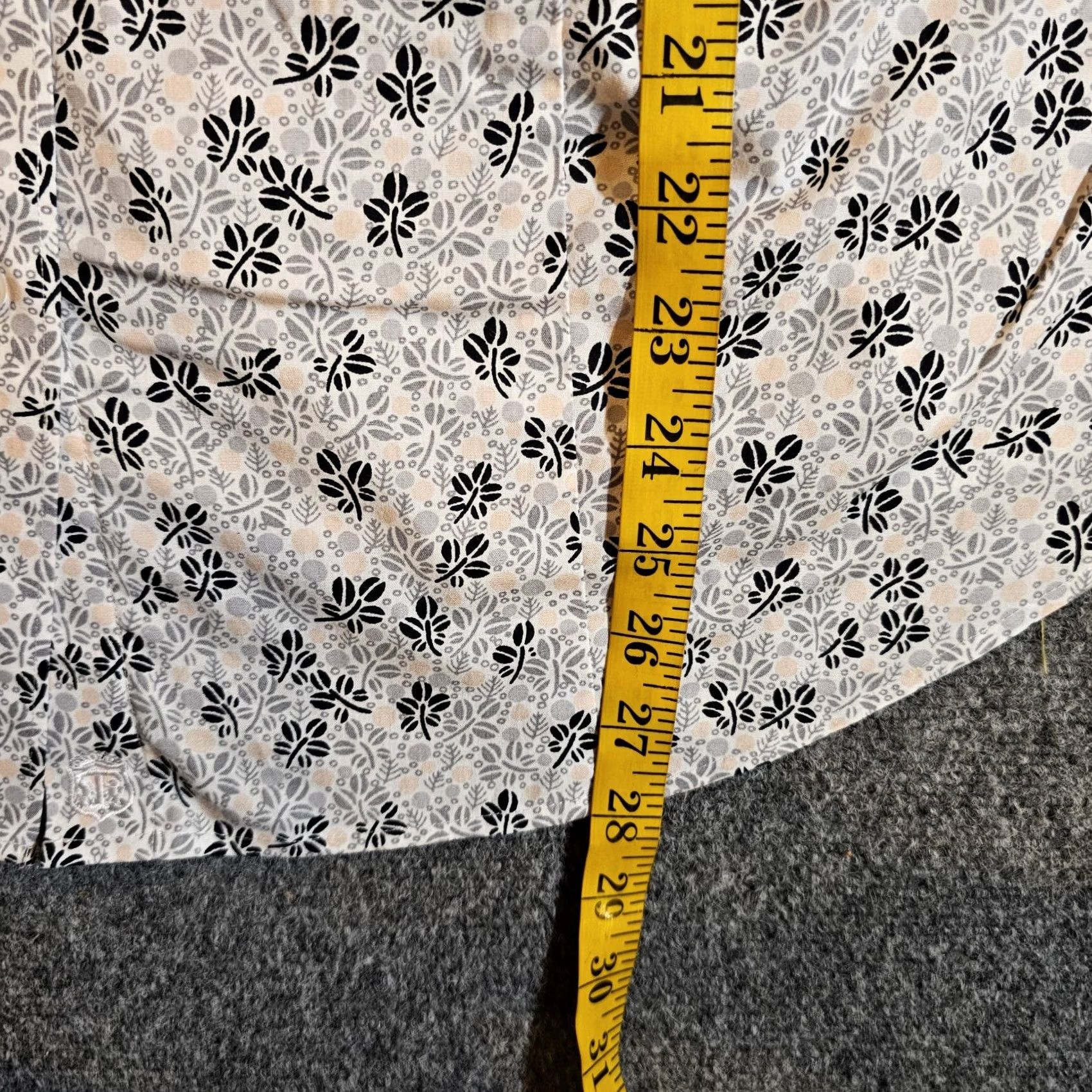 Talbots Talbots Shirt Women 14W Gray Floral Long Sleeve Lightweight Casual Career Button-Up Adult Regular XS? Size XL / US 12-14 / IT 48-50 - 6 Thumbnail