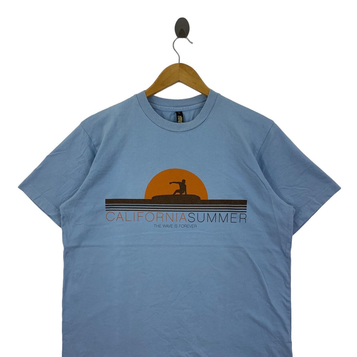 Uniqlo UNIQLO x CALIFORNIA SUMMER Wave Forever Tee Shirt Size US L / EU 52-54 / 3 - 2 Thumbnail
