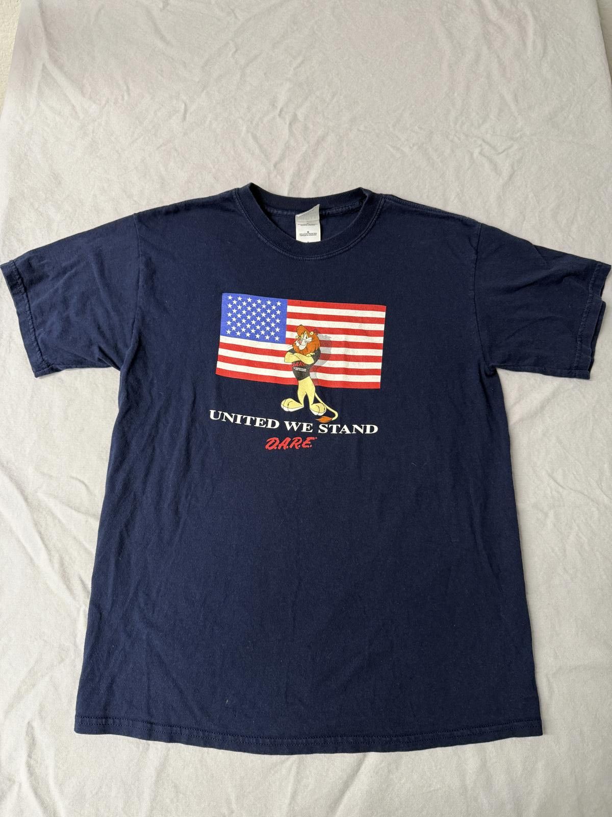 Gildan Y2K DARE T-shirt United We Stand DARE Lion Tee M Size US M / EU 48-50 / 2 - 1 Thumbnail