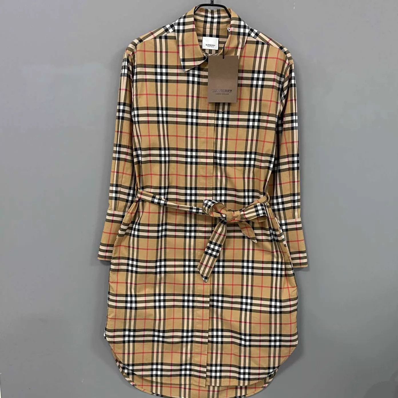 Burberry Burberry Classic Check Belted Dress UK4 Size XS / US 0-2 / IT 36-38 - 1 Thumbnail