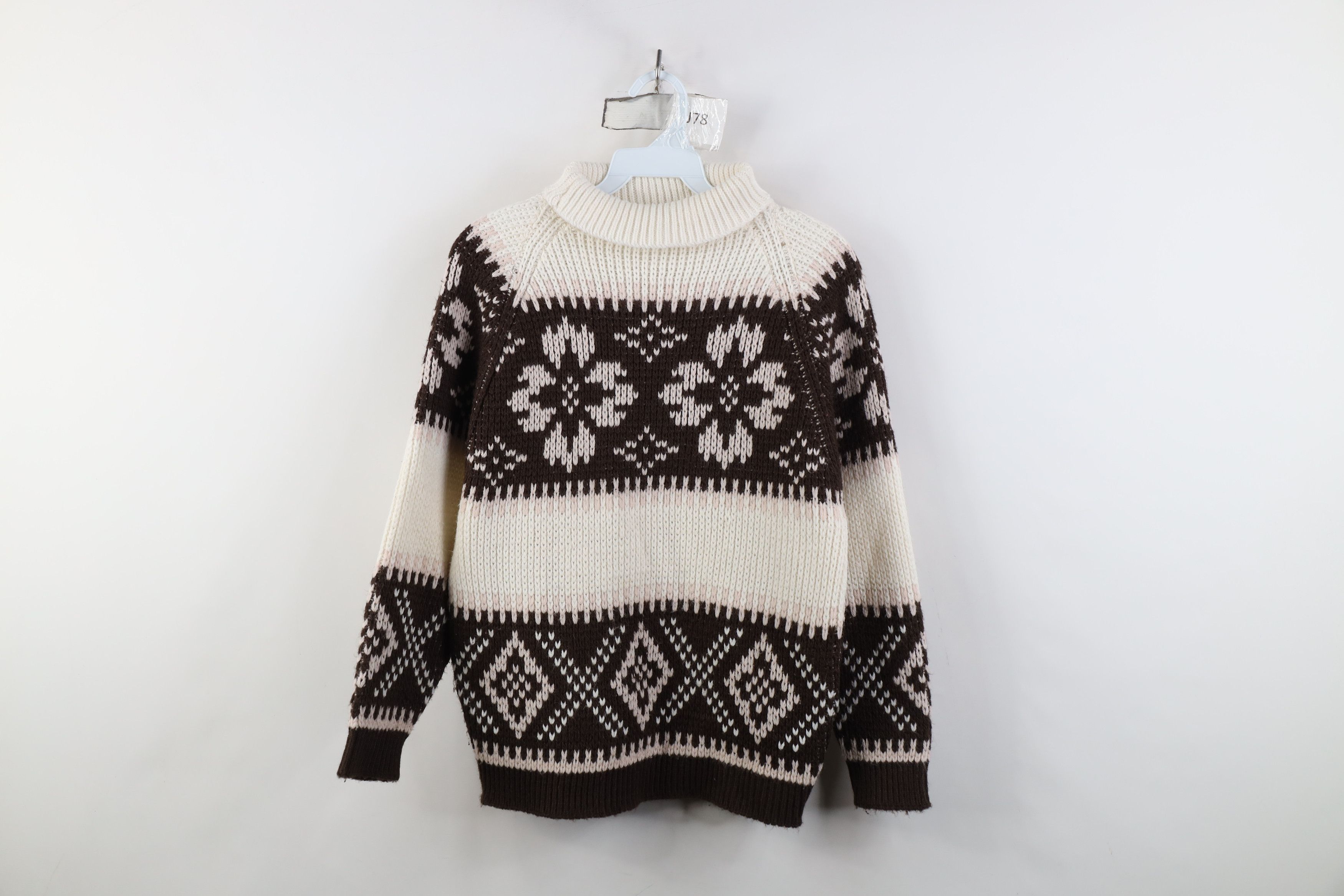 Vintage Vintage 70s Streetwear Fair Isle Knit Turtleneck Sweater USA Size S / US 4 / IT 40 - 1 Thumbnail