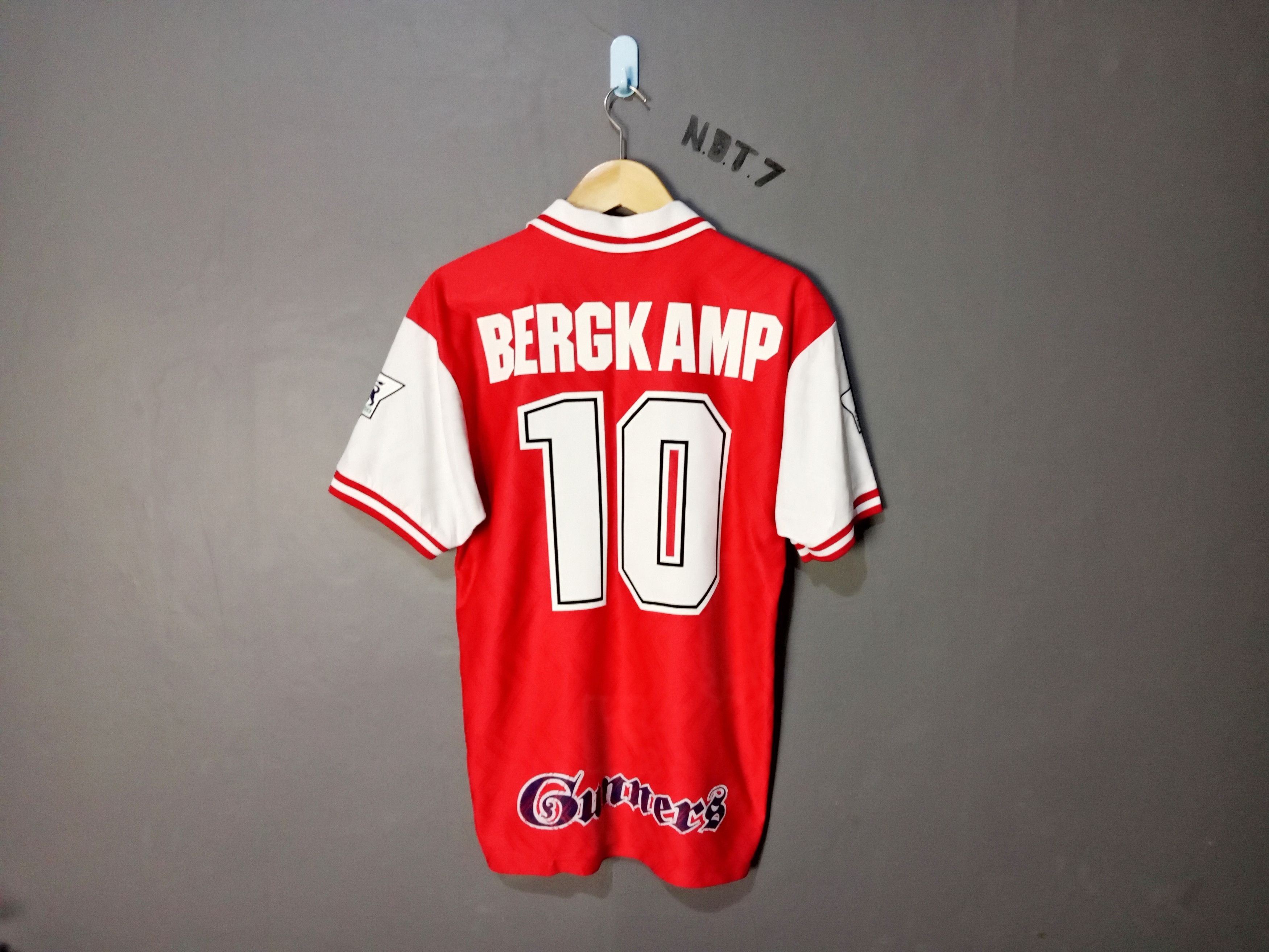 Nike Arsenal home 1996 (Bergkamp) Size US L / EU 52-54 / 3 - 2 Thumbnail