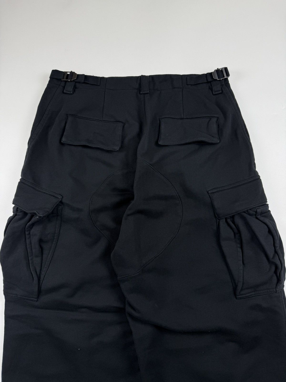 Balenciaga Balenciaga x Demna Gvasalia S/S’22 Cargo Sweatpants Size US 32 / EU 48 - 12 Thumbnail