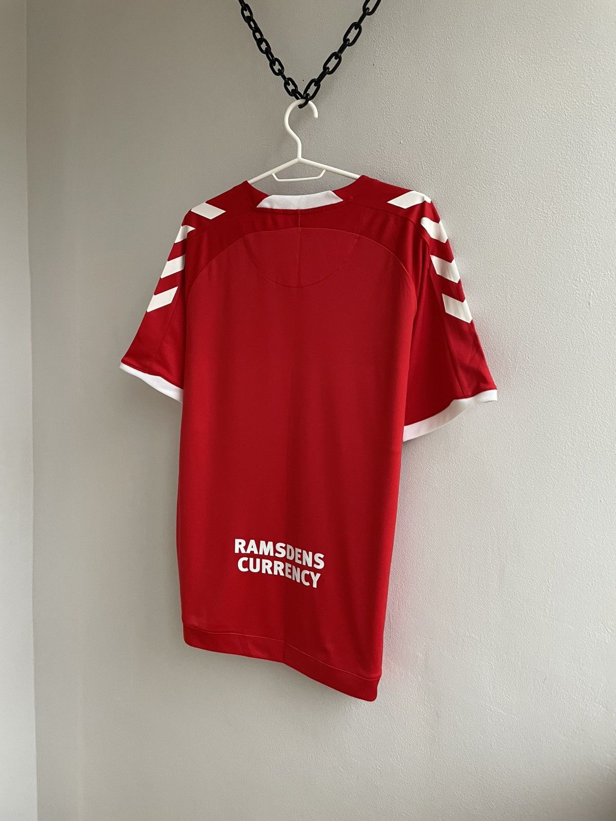 Hummel Middlesbrough 2018 2019 Home Football Shirt Soccer Jersey Size US L / EU 52-54 / 3 - 19 Thumbnail