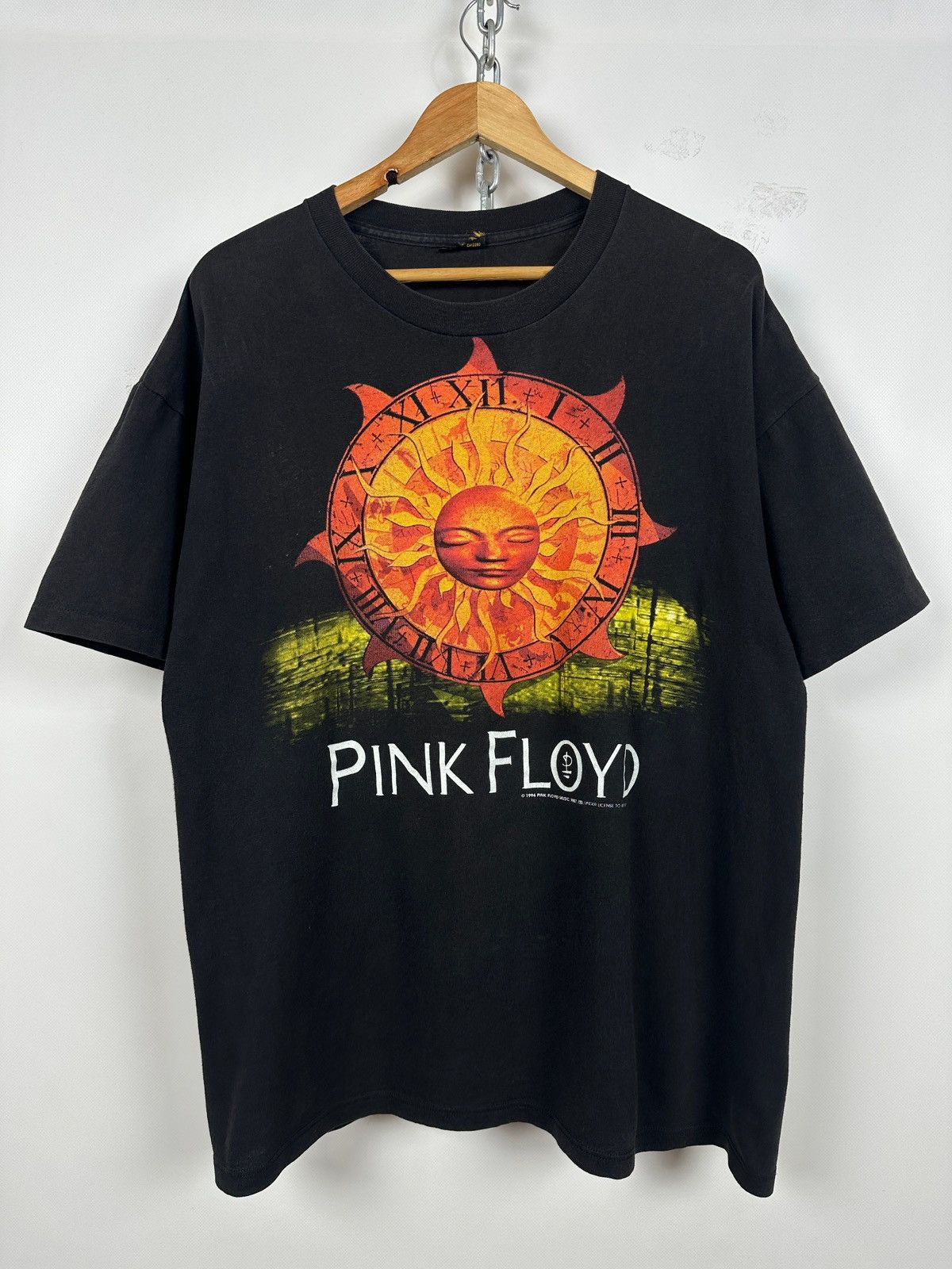 Band Tees 1994 Vintage Pink Floyd North American Tour Brockum T-Shirt Size US XL / EU 56 / 4 - 1 Thumbnail