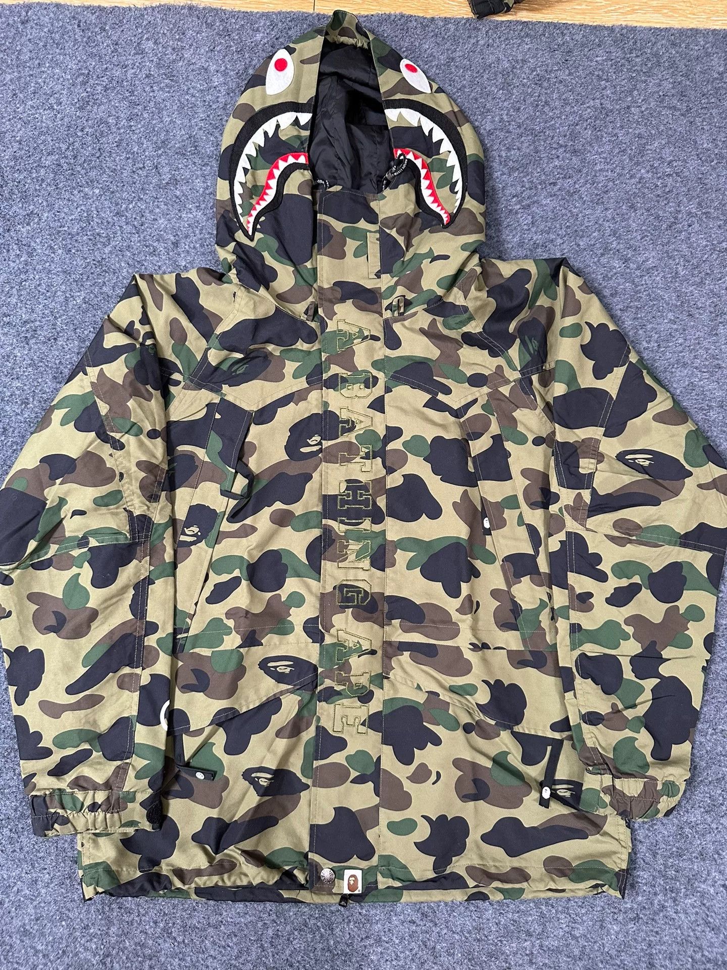 Bape Bape Multi Shark Jacket Outerwear Size US XL / EU 56 / 4 - 1 Thumbnail