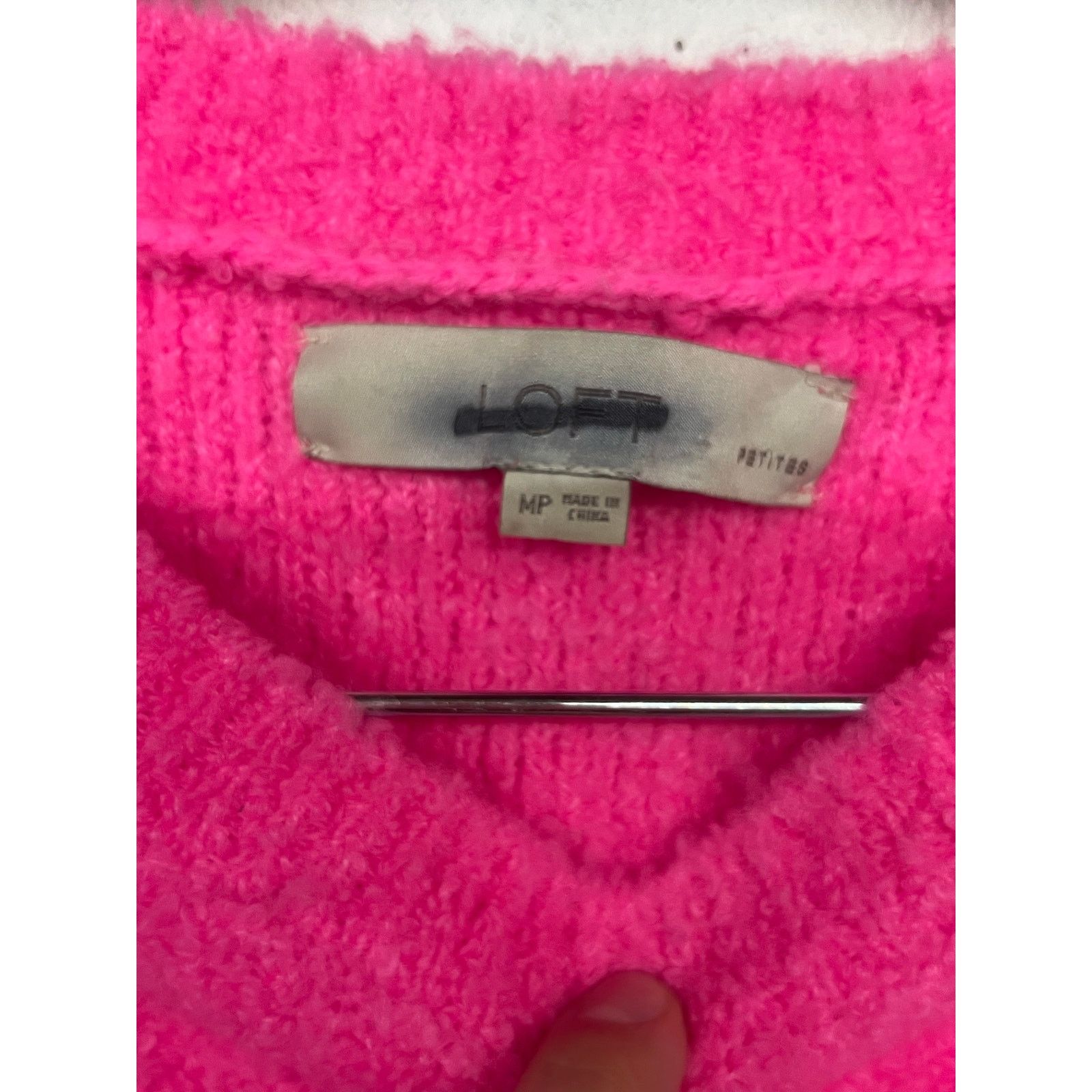Loft Loft Sz M Medium BRIGHT pink stretch sweater top crewneck Size M / US 6-8 / IT 42-44 - 5 Thumbnail