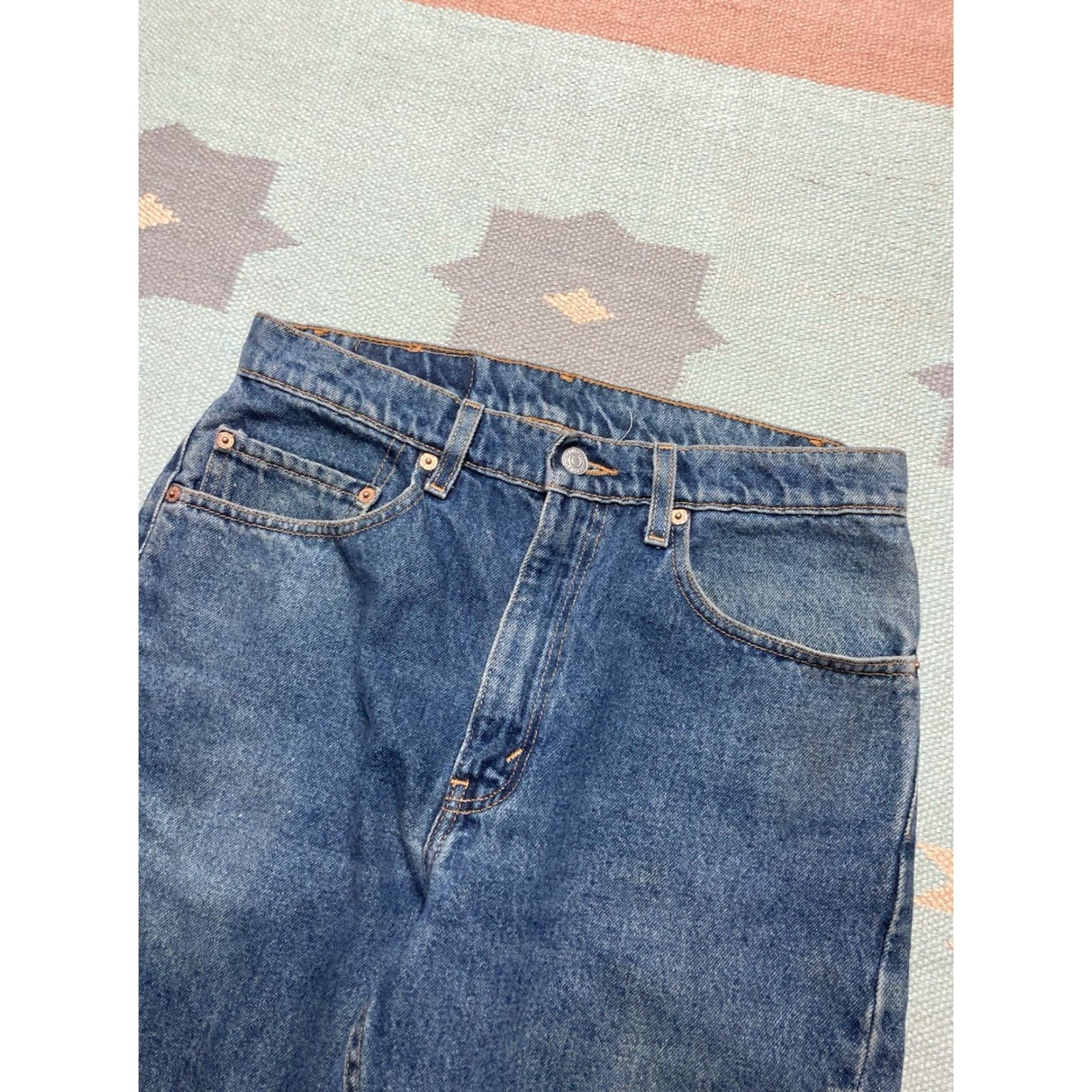 Levi's VINTAGE Levi’s 505 Jeans Straight Regular Men 30x33 Medium Wash Denim Skater Pants Blue Jeans Size US 30 / EU 46 - 6 Thumbnail