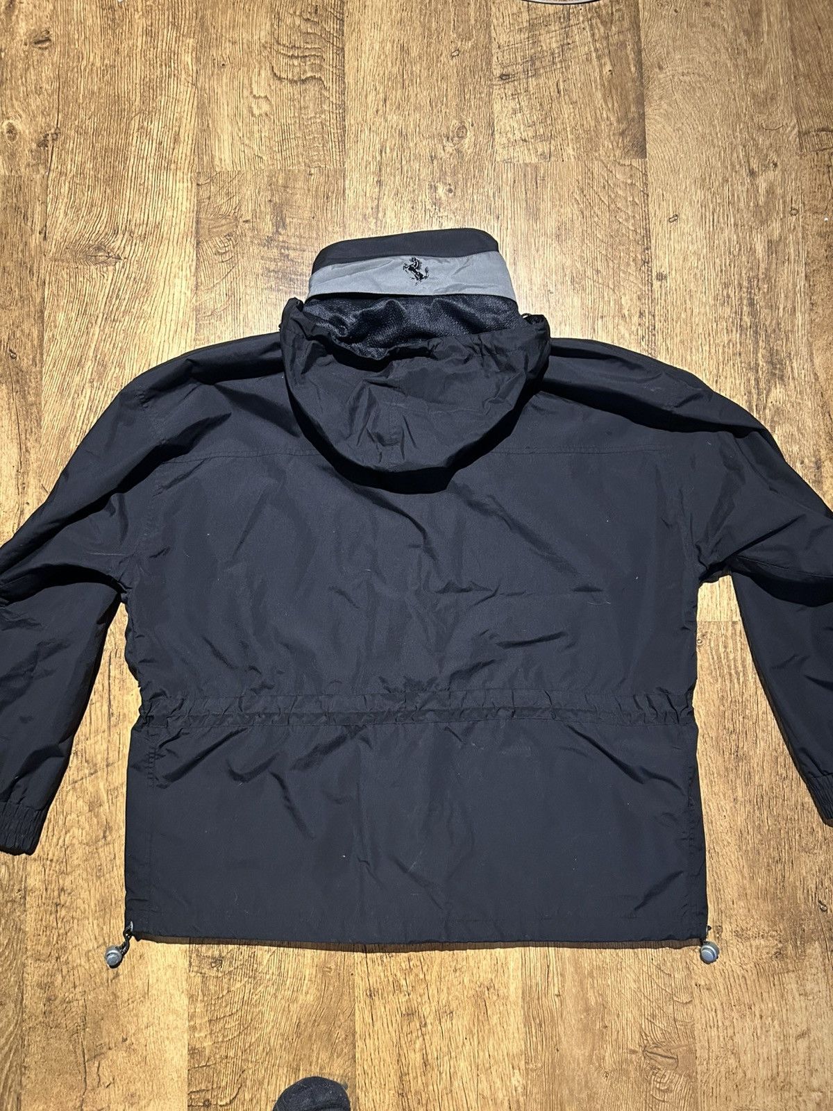 Ferrari Vintage 2000 Official Ferrari F1 Rain jacket M Boxy Size US M / EU 48-50 / 2 - 6 Thumbnail
