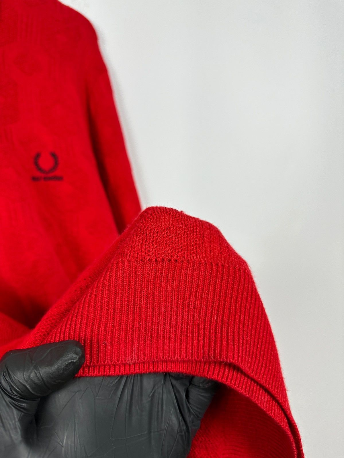Fred Perry × Raf Simons RAF Simons X Fred Perry Red Silk Knit Sweater Size US XL / EU 56 / 4 - 23 Thumbnail