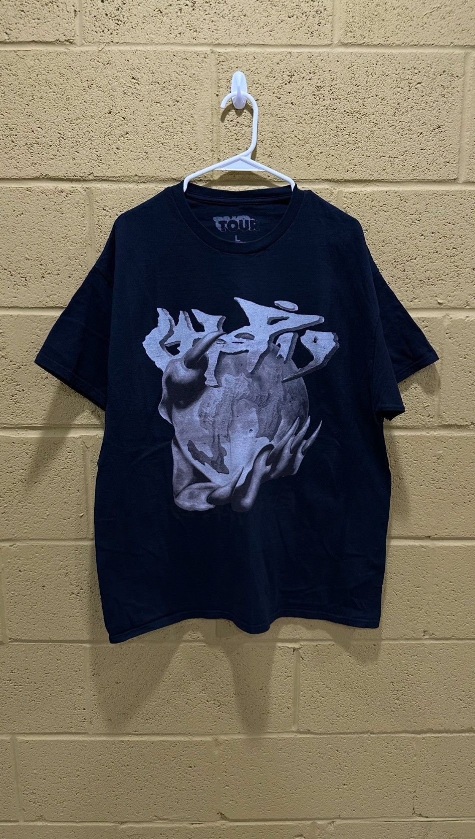 Travis Scott South America Exclusive Travis Scott Utopia Tour Tee / NEW Size US XL / EU 56 / 4 - 1 Thumbnail
