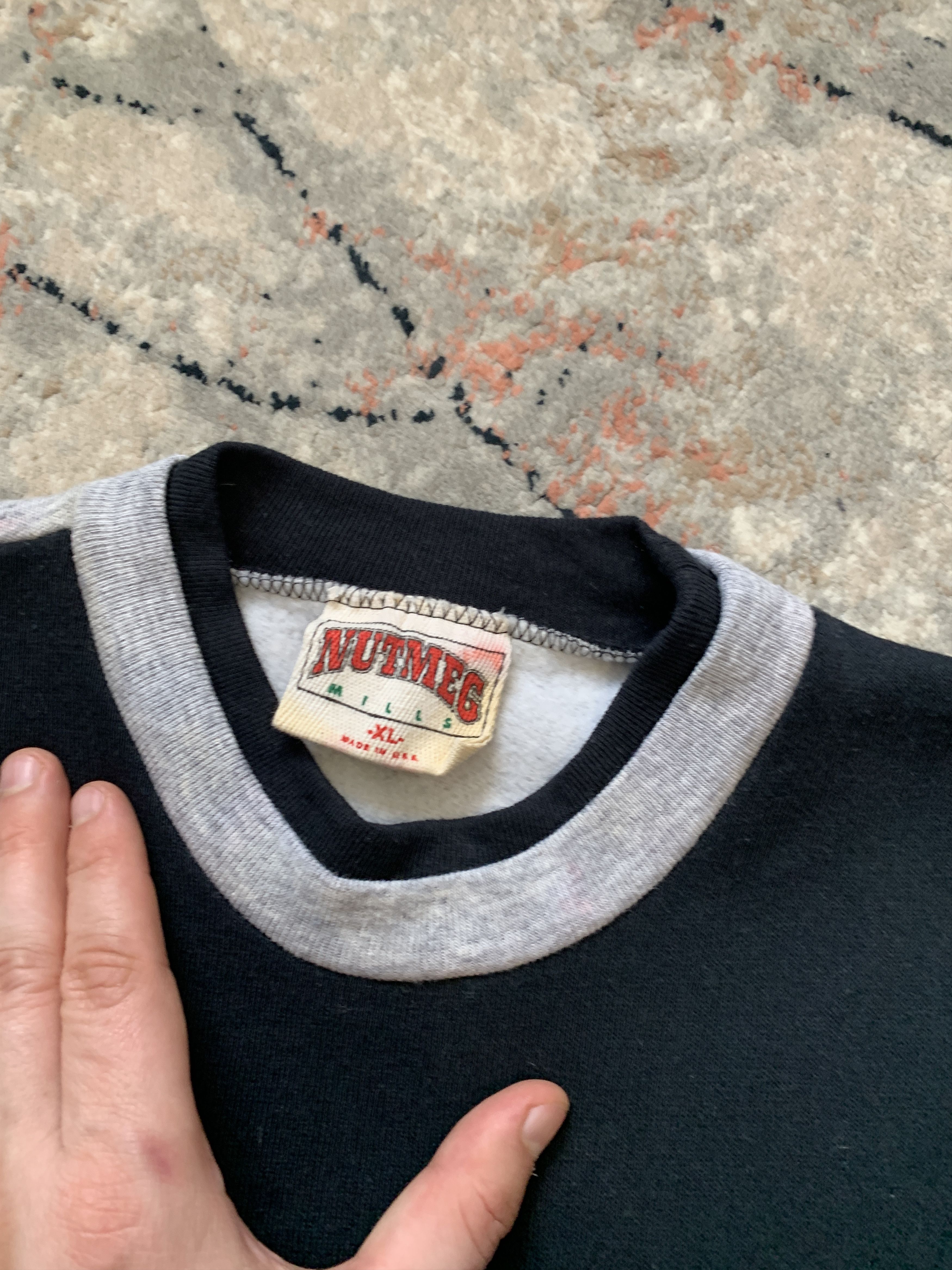 Nutmeg Nutmeg Mills QUEEN ELIZABETH 2 Vintage Sweatshirt Size US XL / EU 56 / 4 - 5 Thumbnail
