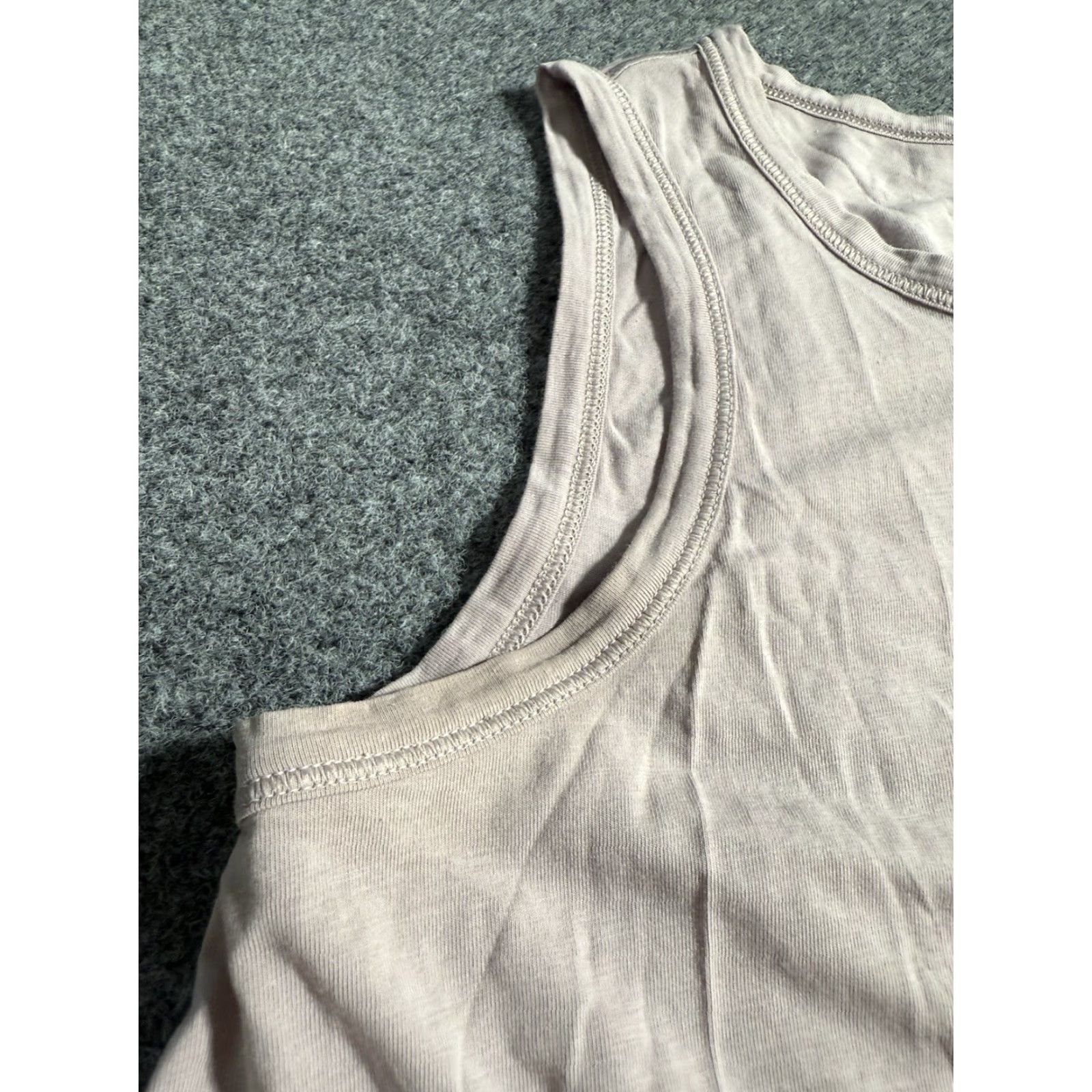 Lululemon Lululemon Tank Light Pink Sleeveless Crew Neck 6 Women Athletic Basic Shirt Top Sleeveless Tank Crewneck Light Pink Pant? Size M / US 6-8 / IT 42-44 - 3 Thumbnail
