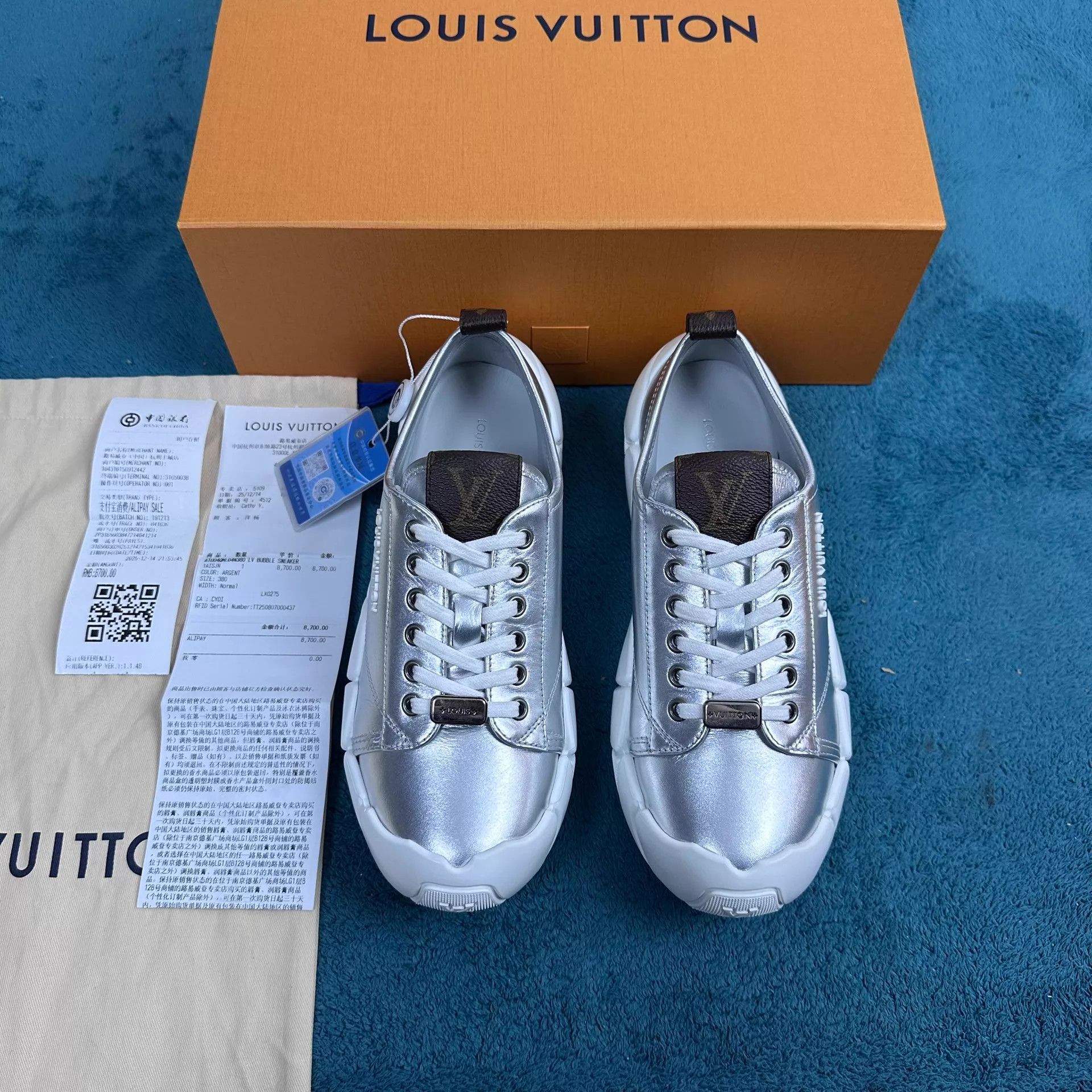 Louis Vuitton LV Lambskin Metallic Platform LowTop Sneaker Silver Size US 7.5 / IT 37.5 - 1 Thumbnail