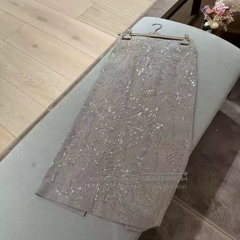 Brunello Cucinelli Brunello Cucinelli Embroidered Sequin Linen Skirt Size 26" / US 2 / IT 38 - 8 Thumbnail