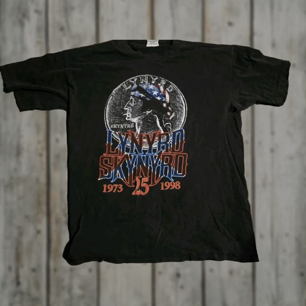 Vintage VINTAGE Lynyrd Skynyrd 25 Year Concert Tour Tee T-Shirt Black Size L Mens Shirt Band Rock 80s 90s option Size US L / EU 52-54 / 3 - 1 Thumbnail