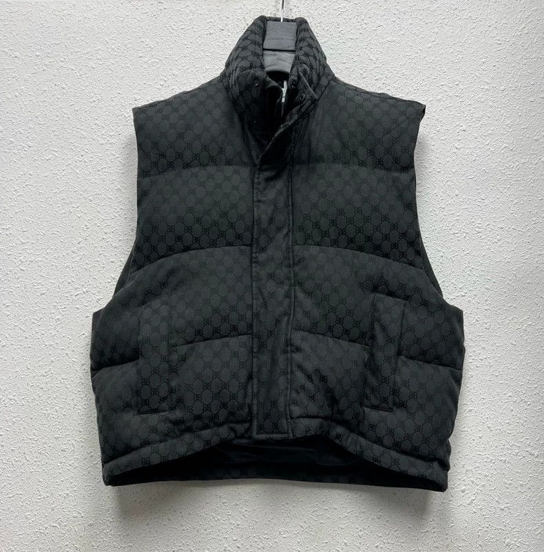 Balenciaga Balenciaga size M Presbyopia full printed down vest black Size S / US 4 / IT 40 - 1 Thumbnail