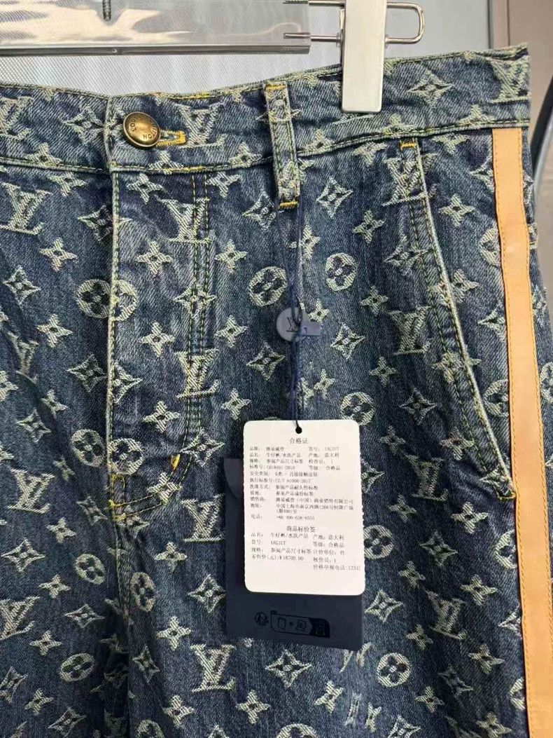 Louis Vuitton Louis Vuitton Full logo side stripe jeans Size US 27 - 3 Thumbnail