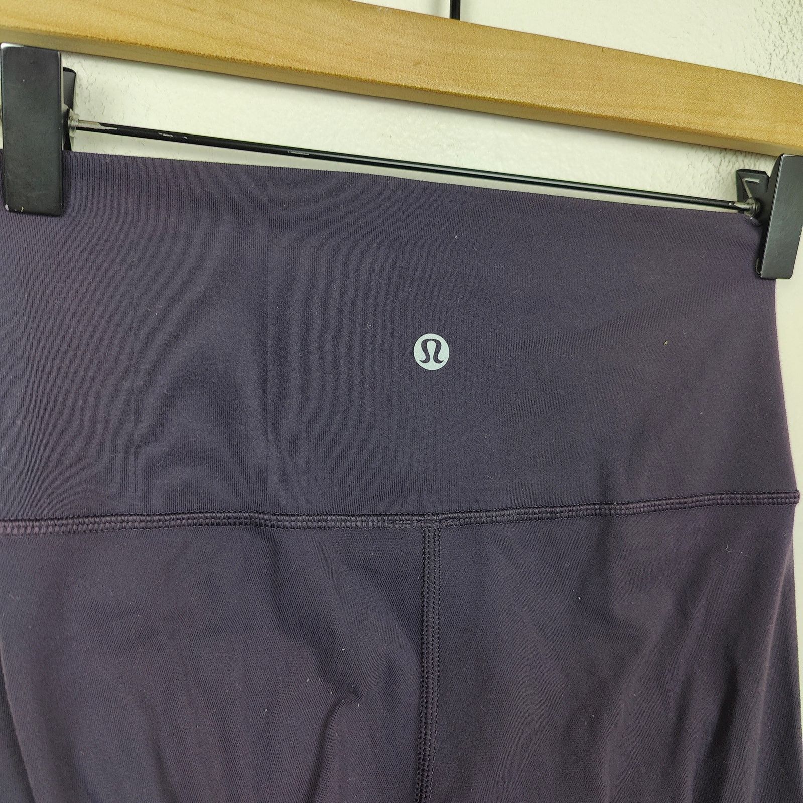 Lululemon Lululemon Wunder Under Crop Hi-Rise Leggings 4 Full-On Luon Size 27" / US 4 / IT 40 - 5 Thumbnail