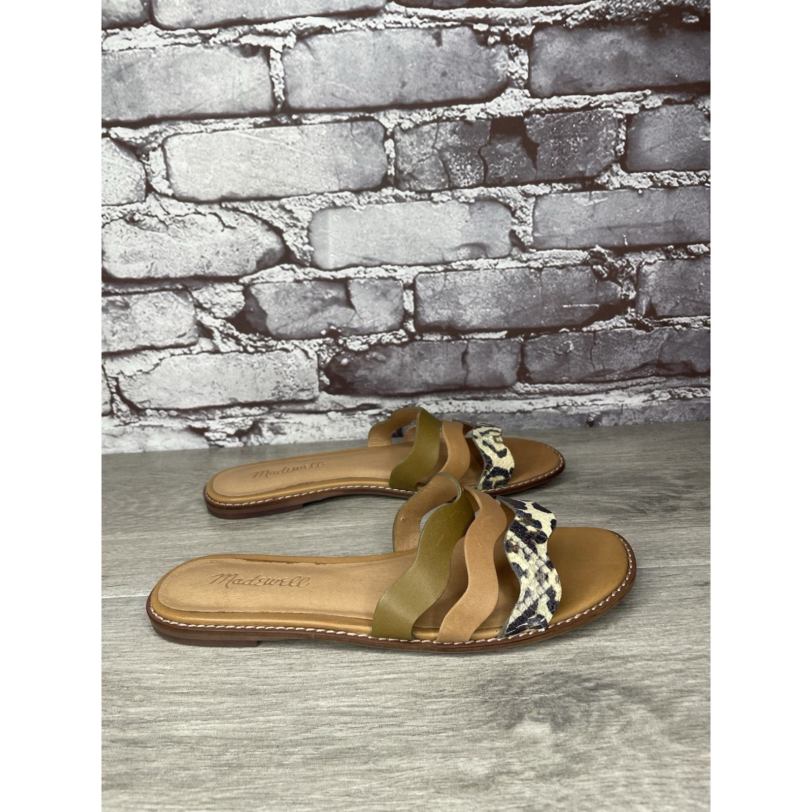 Madewell Madewell Brown Green Wavy Snake Embossed Leather Slides Flat Size US 6.5 / IT 36.5 - 3 Thumbnail
