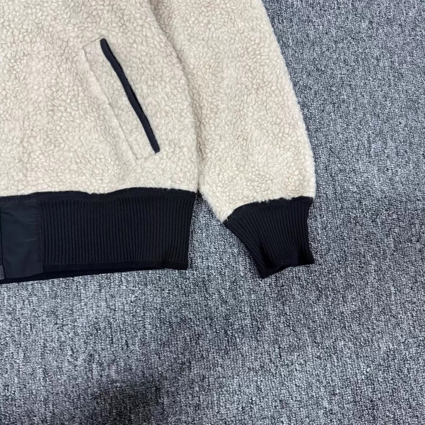 Canada Goose Canada Goose Beige Fleece Zip Hooded Jkt M 99 New Size M / US 6-8 / IT 42-44 - 5 Thumbnail