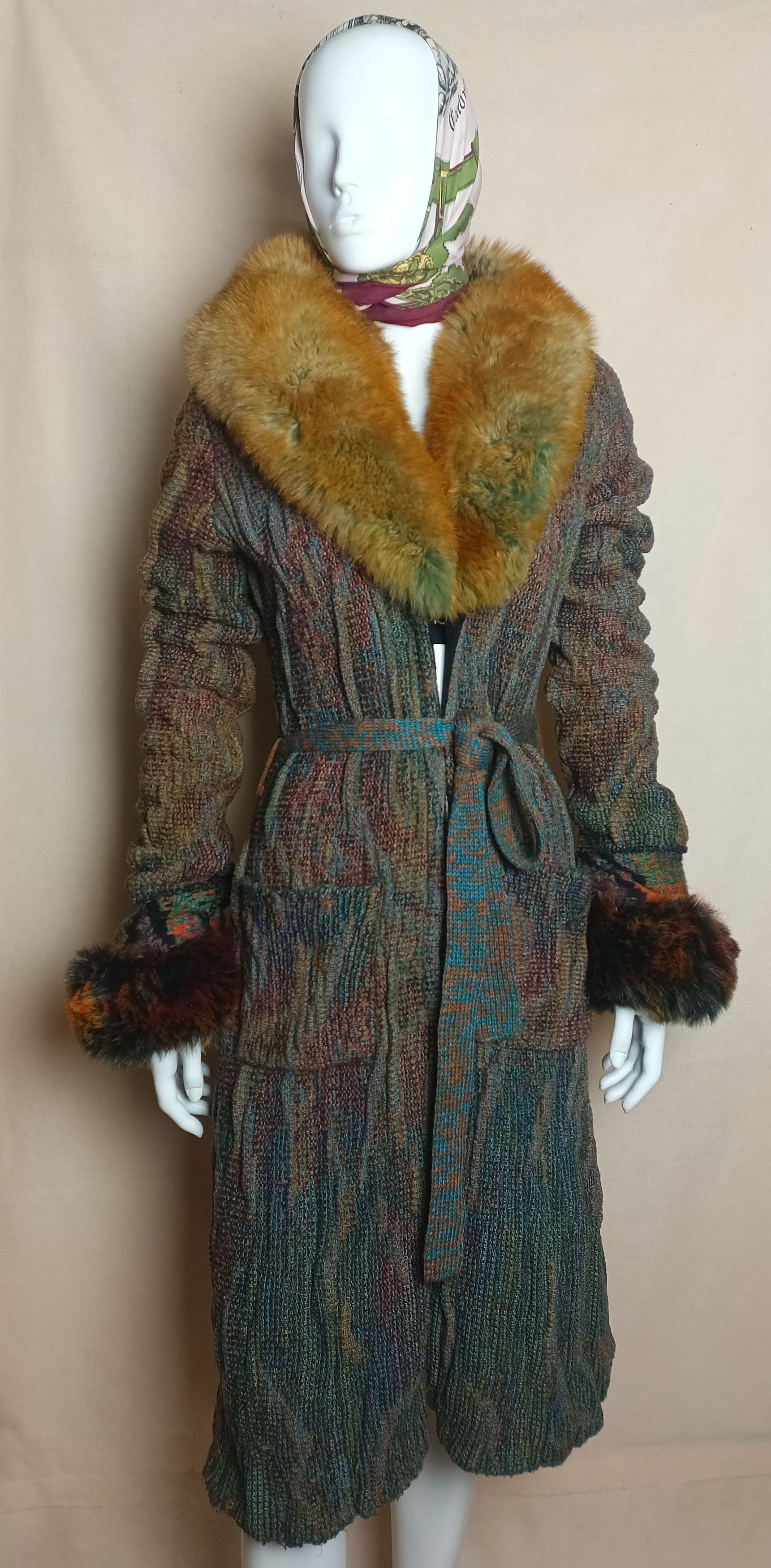Roberto Cavalli Roberto Cavalli Rare Vintage Knit Coat Cardigan Fox Fur Sz S Size S / US 4 / IT 40 - 1 Thumbnail