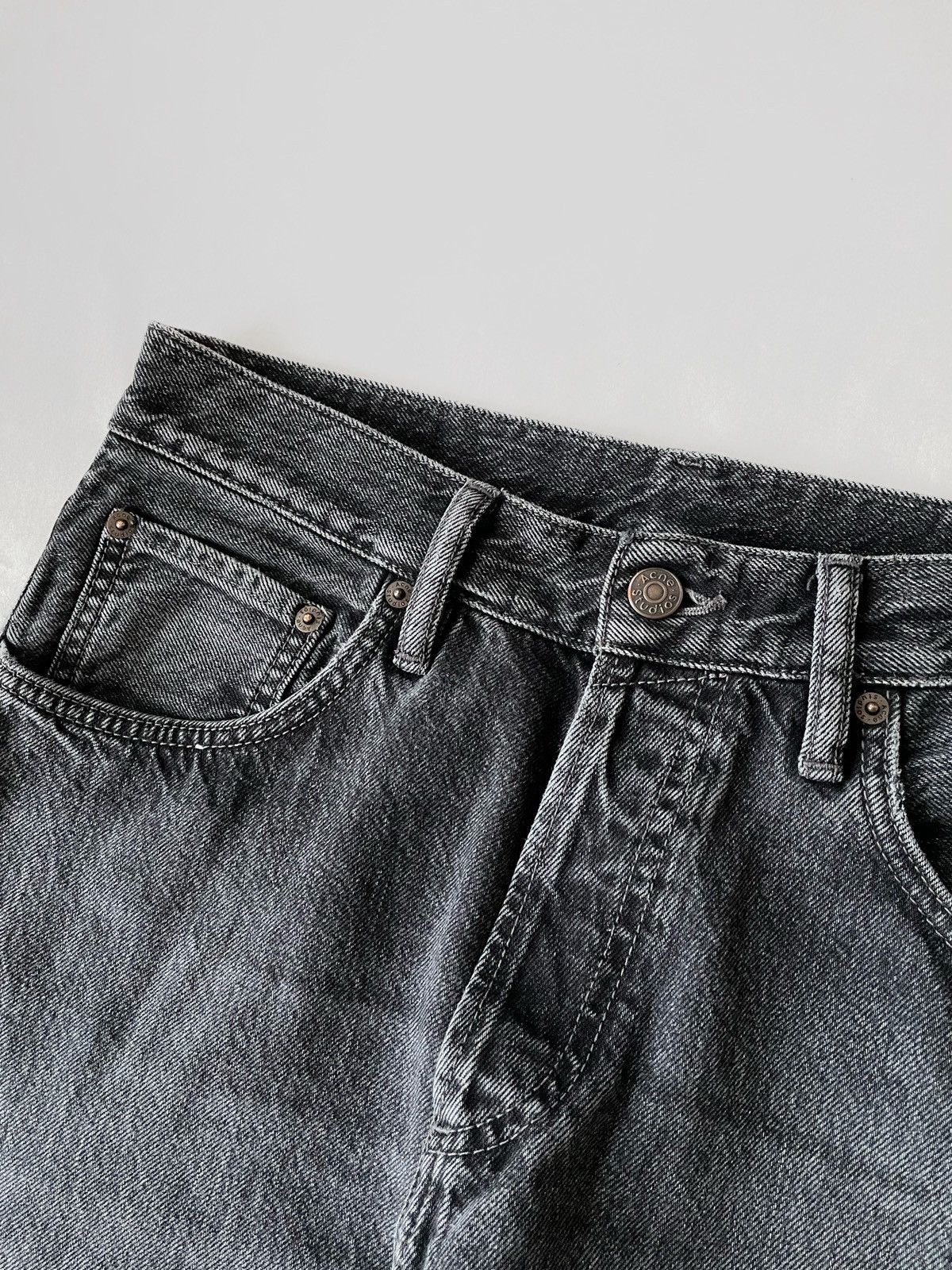 Acne Studios Acne Studios washed gray denim pants Size US 29 - 6 Thumbnail
