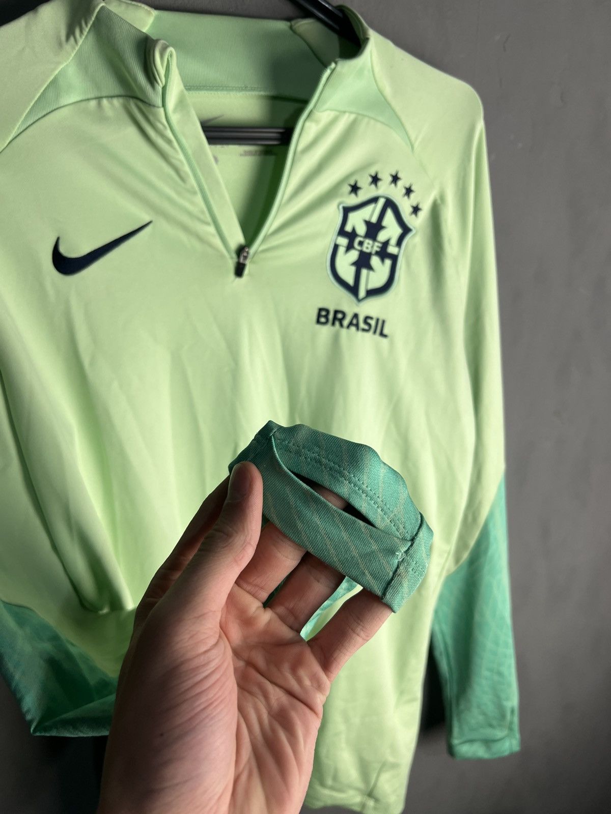 Nike 🇧🇷 Nike Brazil soccer Jersey Long Sleeve Training rare Size US M / EU 48-50 / 2 - 4 Thumbnail