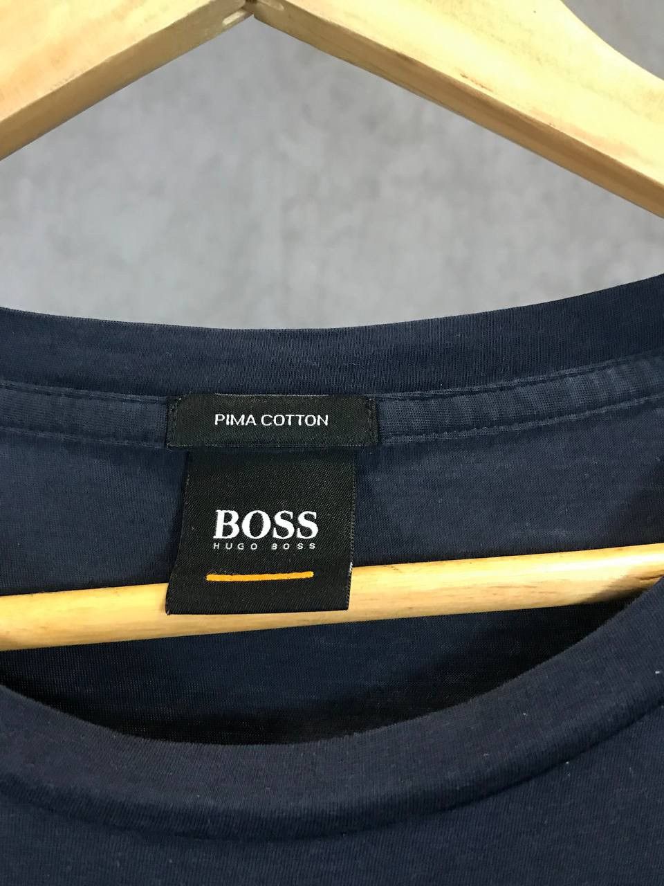 Hugo Boss Hugo Boss designer big center logo tee Size US M / EU 48-50 / 2 - 4 Thumbnail