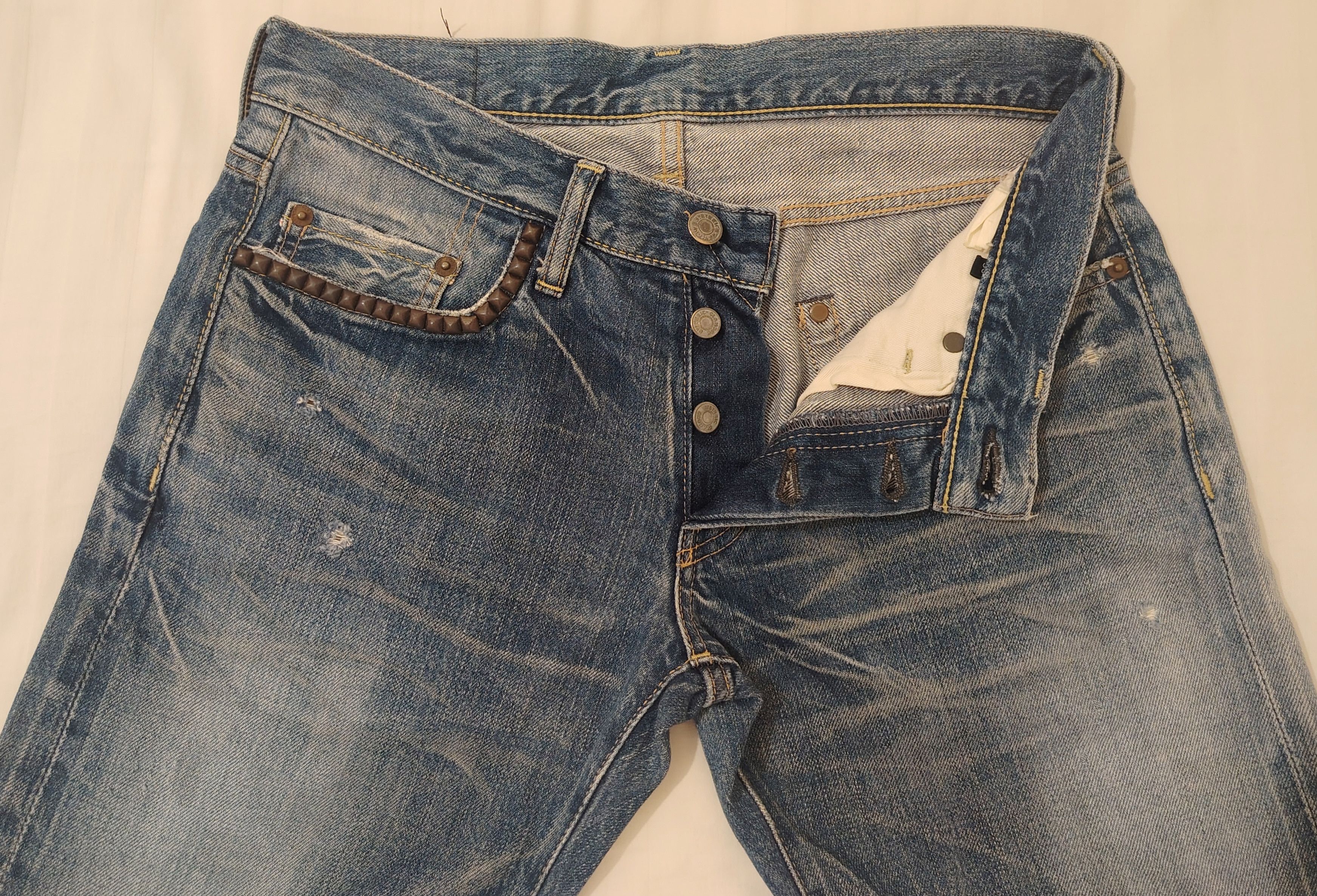 Hysteric Glamour Thrashed Distressed Hysteric Glamour Studded Selvedge Jeans Size US 30 / EU 46 - 8 Thumbnail