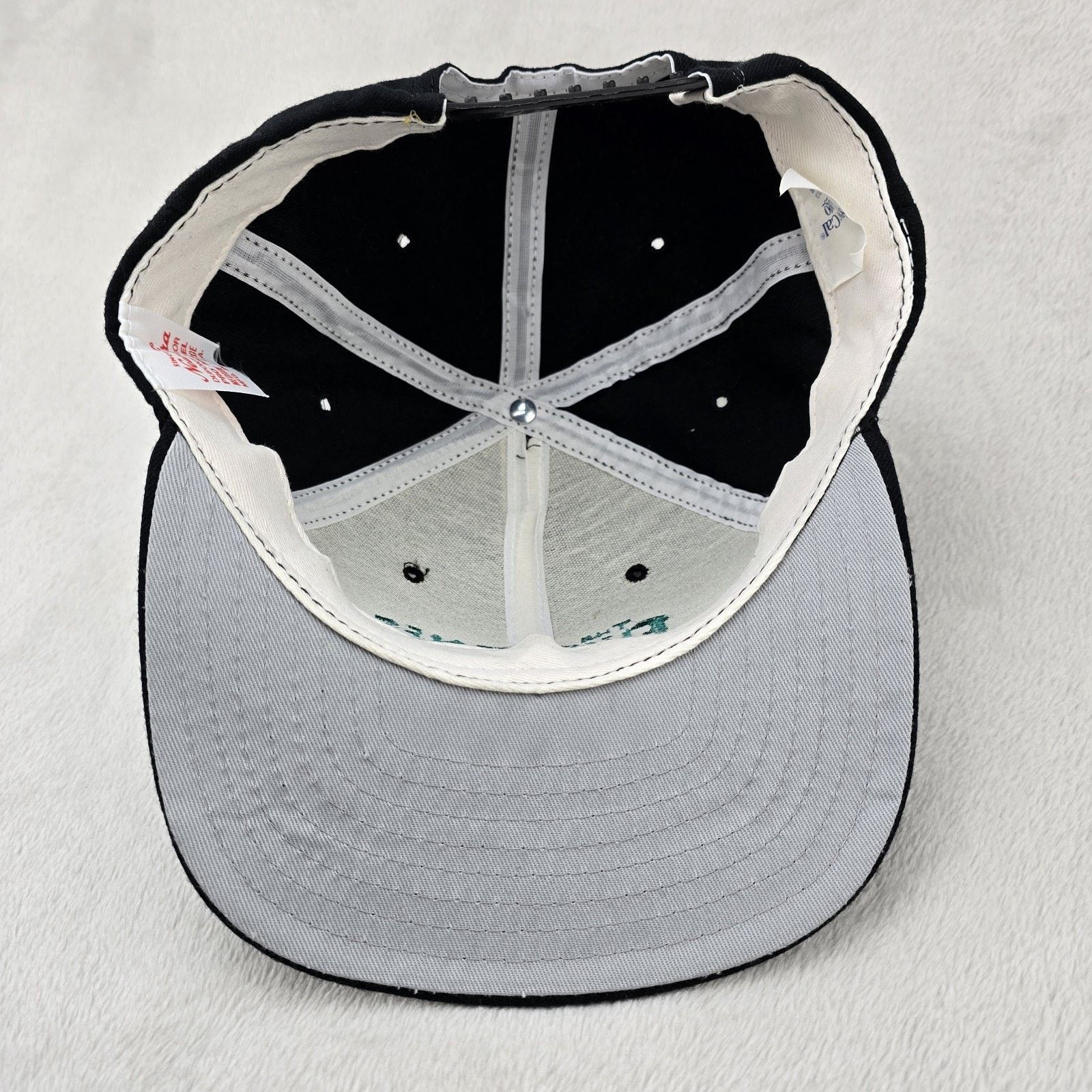 New Era Vintage The Flintstones Movie B-52s Video Promo Hat New Era Size ONE SIZE - 7 Thumbnail