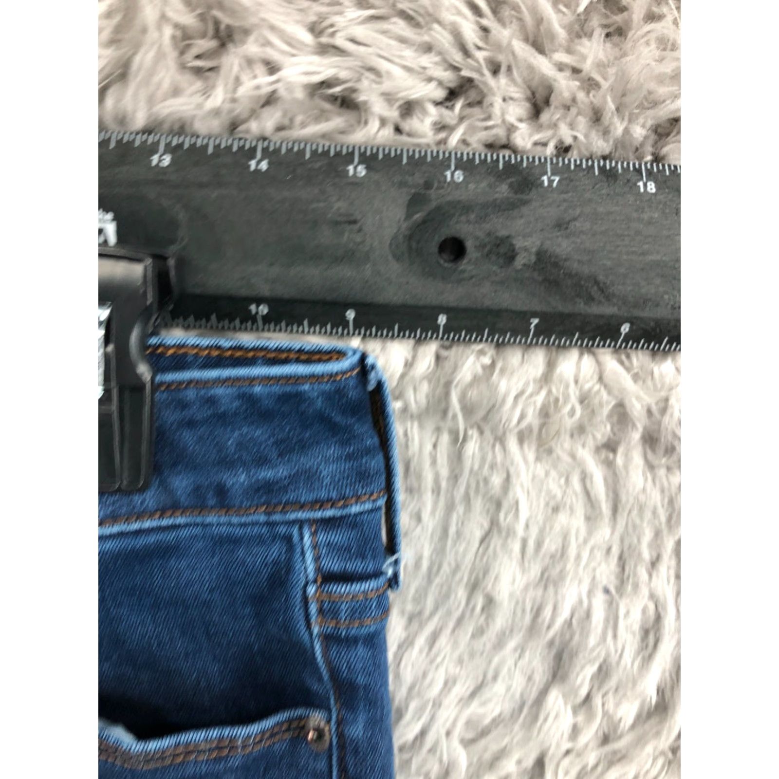 Old Navy Old Navy Jeans Skinny Womens Size 8 Short Blue Wash Denim 5-Pocket Regular Rise Medium Color Blue Slim/Regular Fit Mens Womens Boys Girls Size 30" / US 8 / IT 44 - 2 Thumbnail