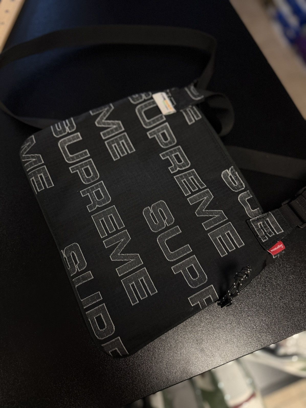 Supreme Supreme FW21 Body Shoulder Bag Black White 🧼 Size ONE SIZE - 4 Thumbnail