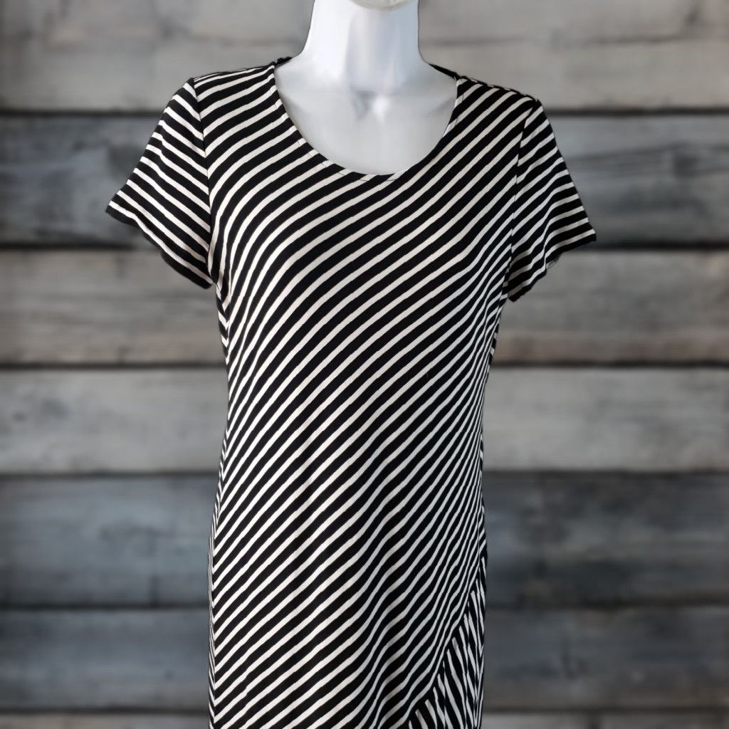 Vintage Chico's Womens Maxi Dress Sz Small Black White Stripe Short Sleeve Rayon Blend Dress, Maxi Size 28" / US 6 / IT 42 - 1 Thumbnail