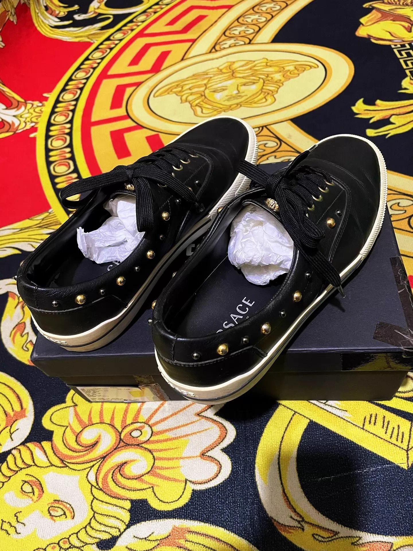 Versace Versace Greca Calfskin Round Toe Rivet Hardware Sneakers Size US 10 / EU 43 - 4 Thumbnail
