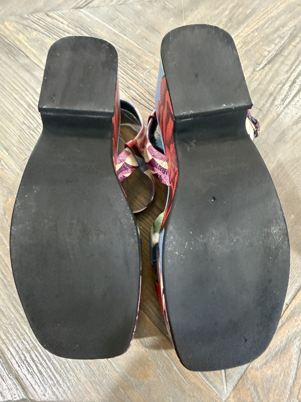 Salvatore Ferragamo Women's Red Floral-Print Buckled Ladies Sandals Size US 6 / IT 36 - 7 Thumbnail