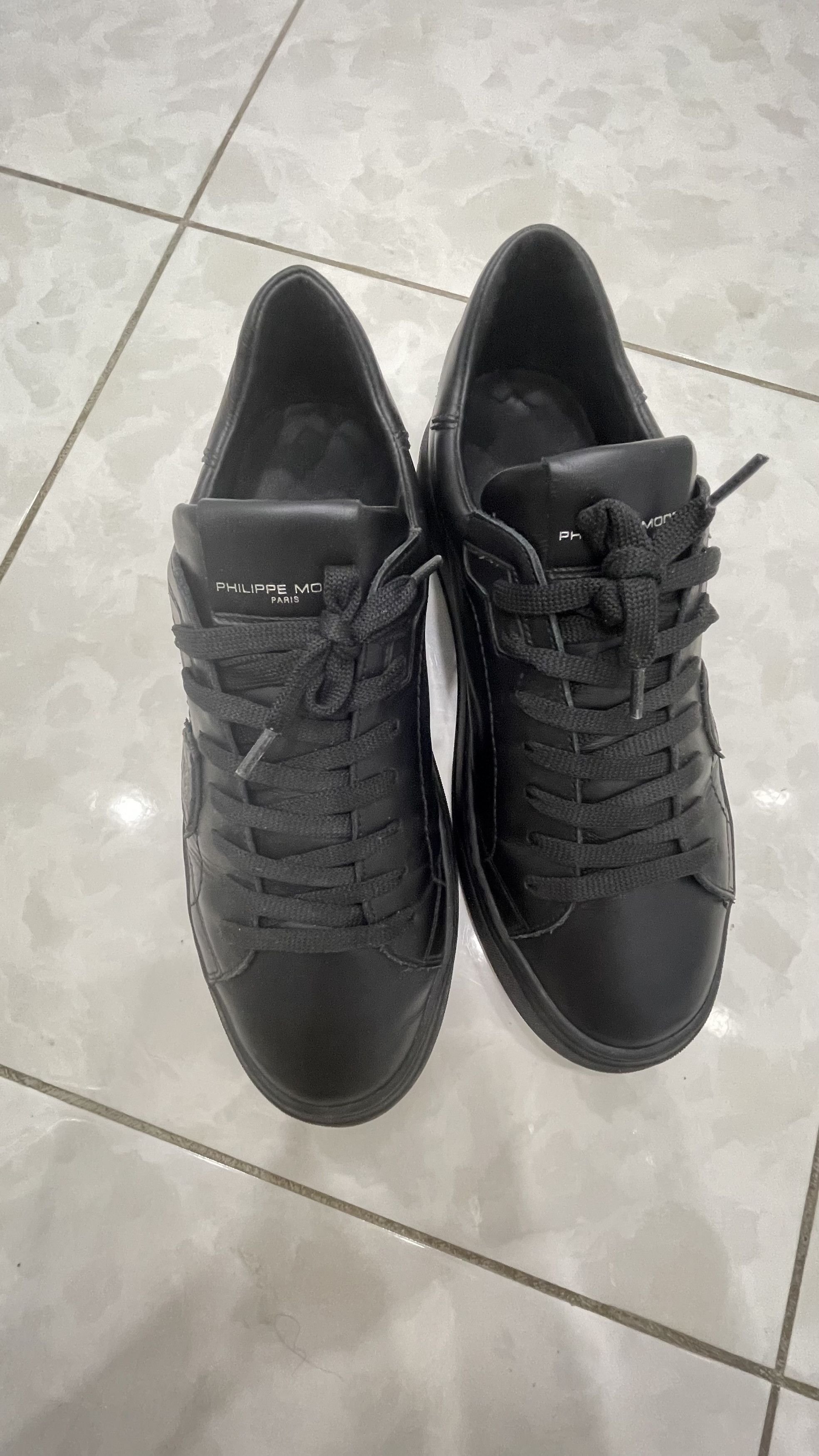 Philippe Model Philippe Model Paris Black Leather Low Top Sneakers EU42 Size US 9 / EU 42 - 4 Thumbnail