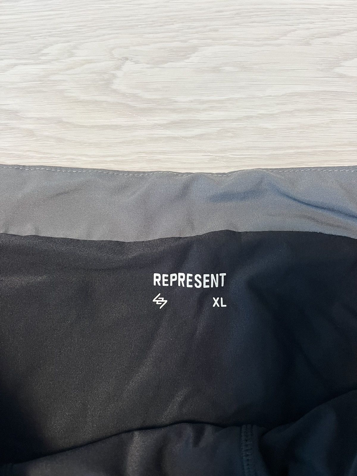 Represent Clo. Represent 24 Workout Shorts Size US 34 / EU 50 - 2 Thumbnail
