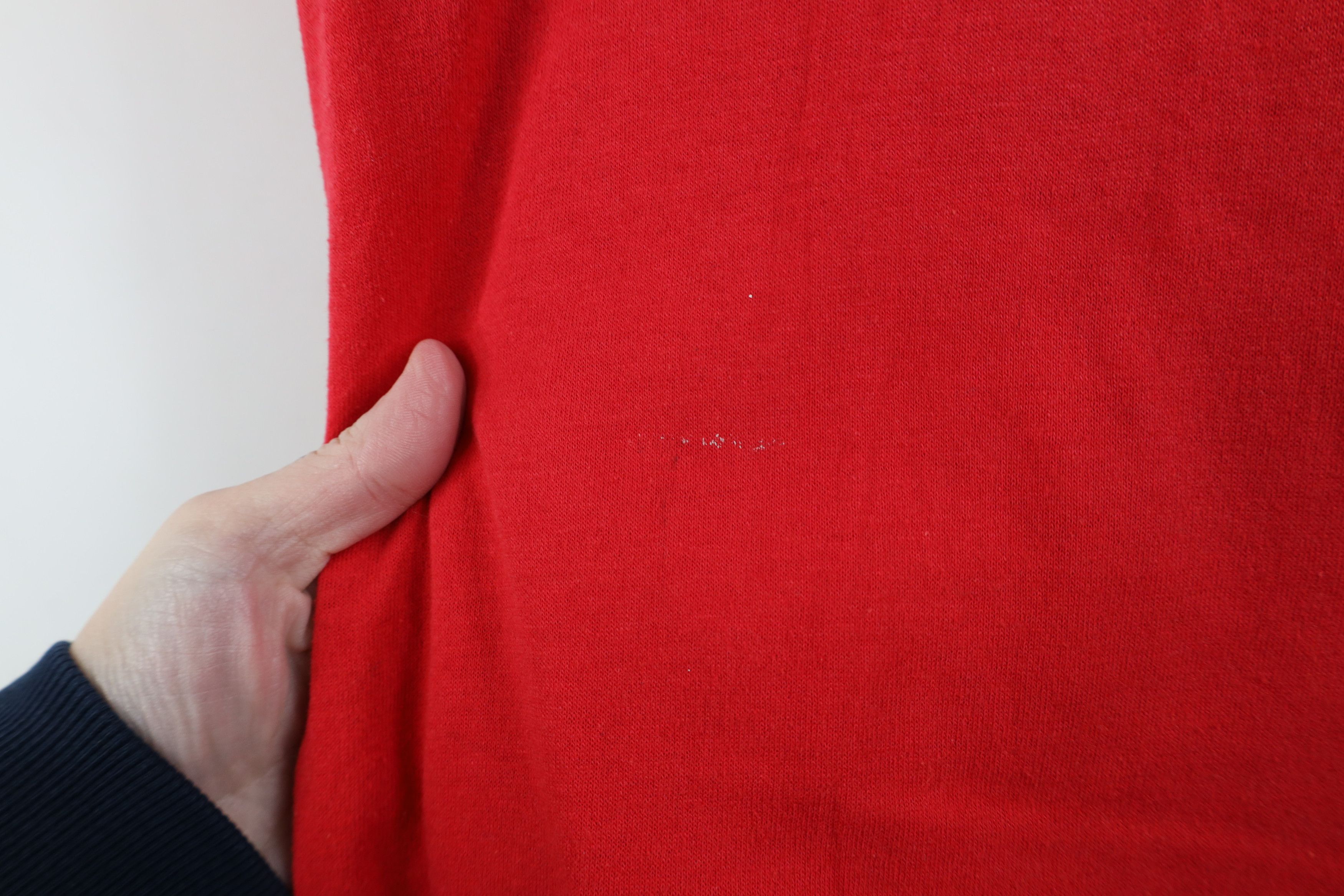 Vintage Vintage 90s Streetwear Blank Sleeveless Muscle T-Shirt Red Size US L / EU 52-54 / 3 - 7 Thumbnail