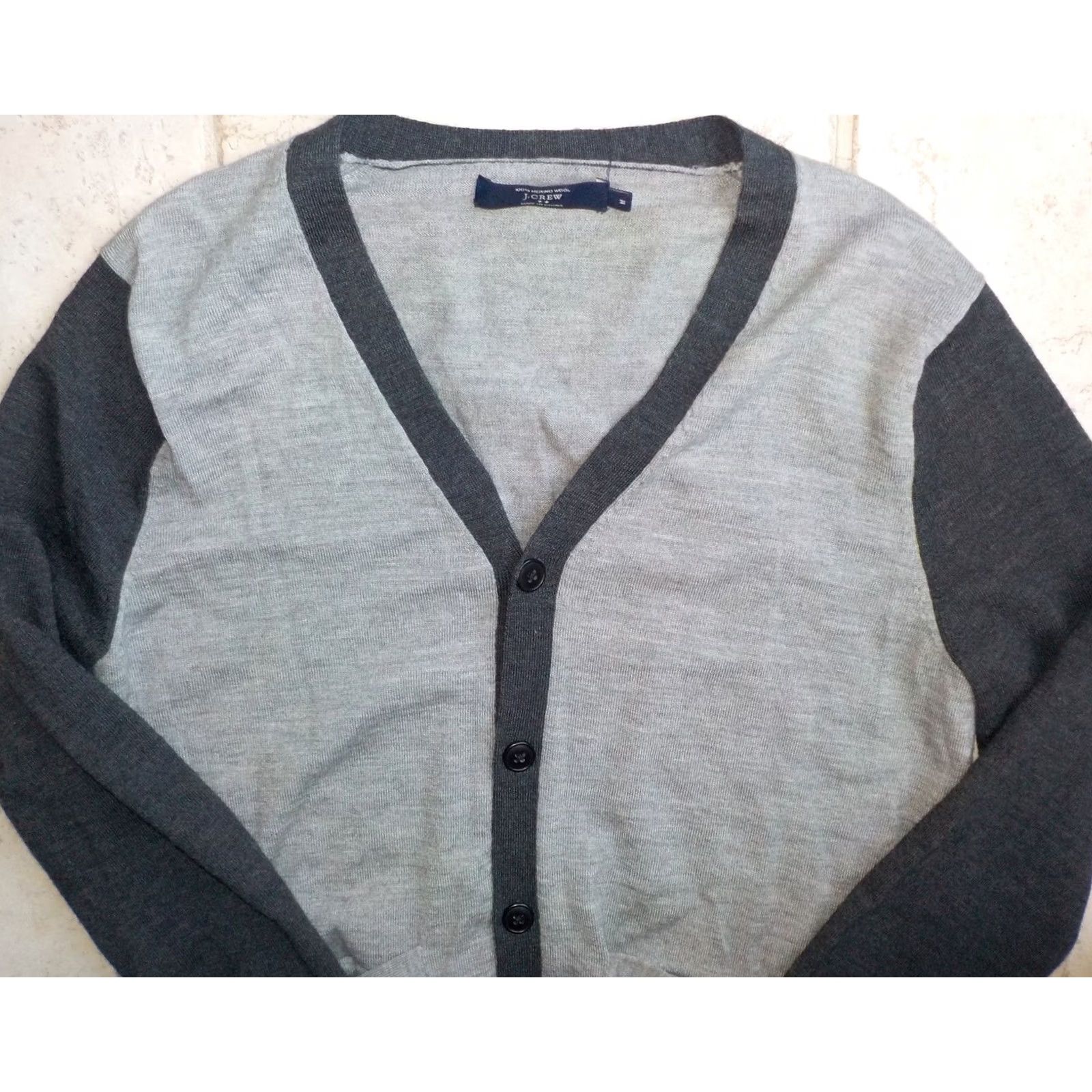 J.Crew J. Crew Mens Merino Wool Cardigan Sweater Gray Medium 5 Button 2 Pockets Size US M / EU 48-50 / 2 - 2 Thumbnail