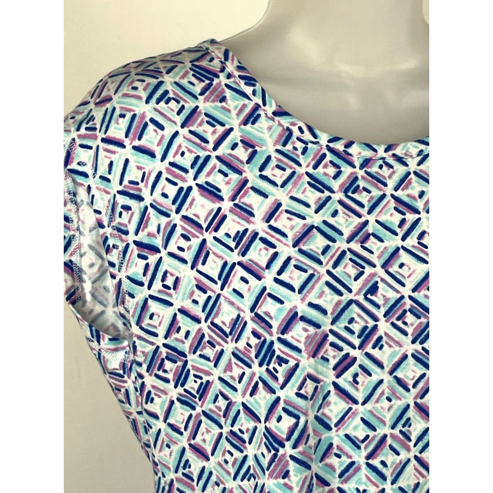 Talbots T by Talbots Top Womens S Multicolor Geometric Print Short Sleeve Stretch Shirt Size S / US 4 / IT 40 - 2 Thumbnail